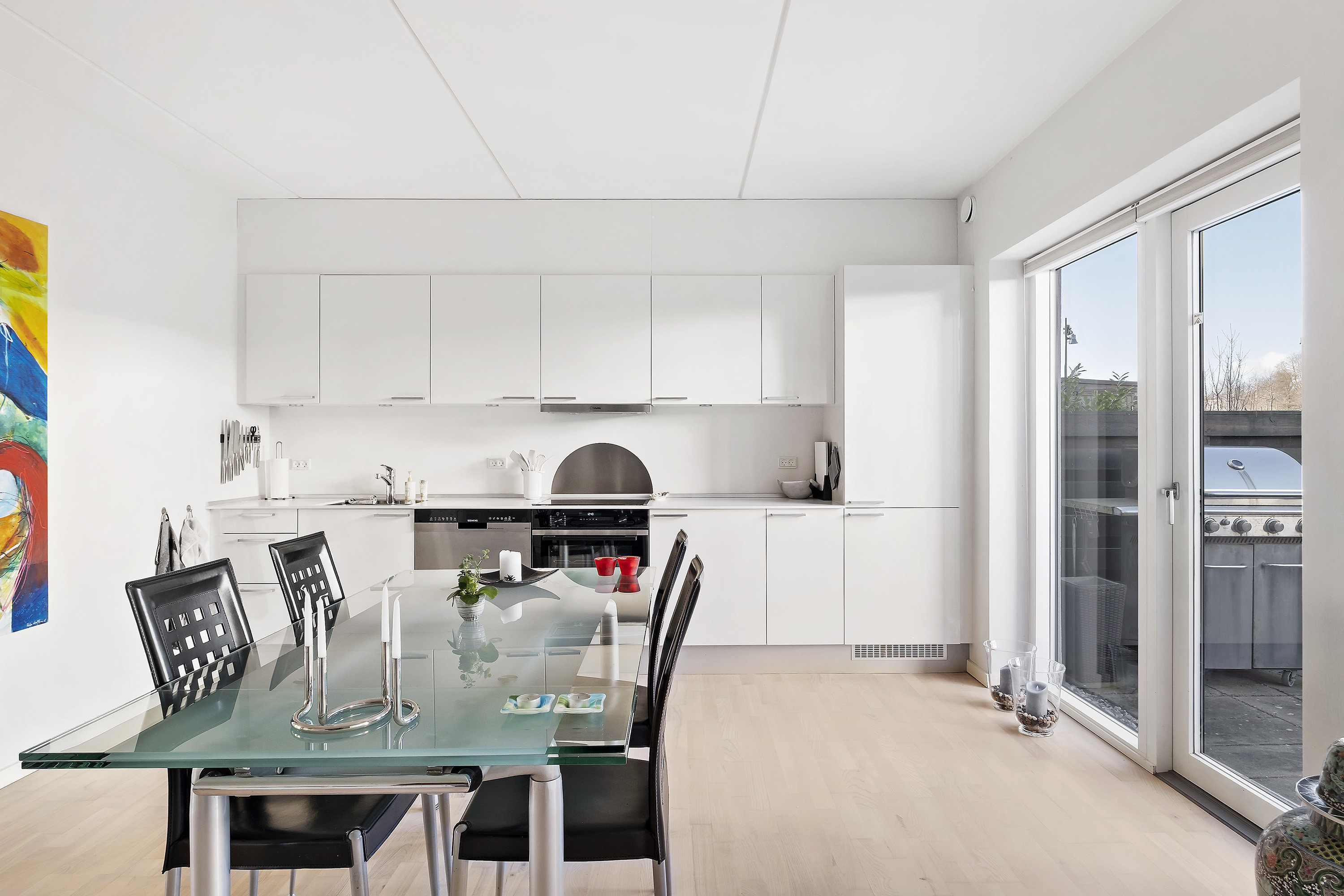 Fremhævet køkken billede i fuldskærmstilstand. Billede af Sergentvænget 14, 3520 Farum