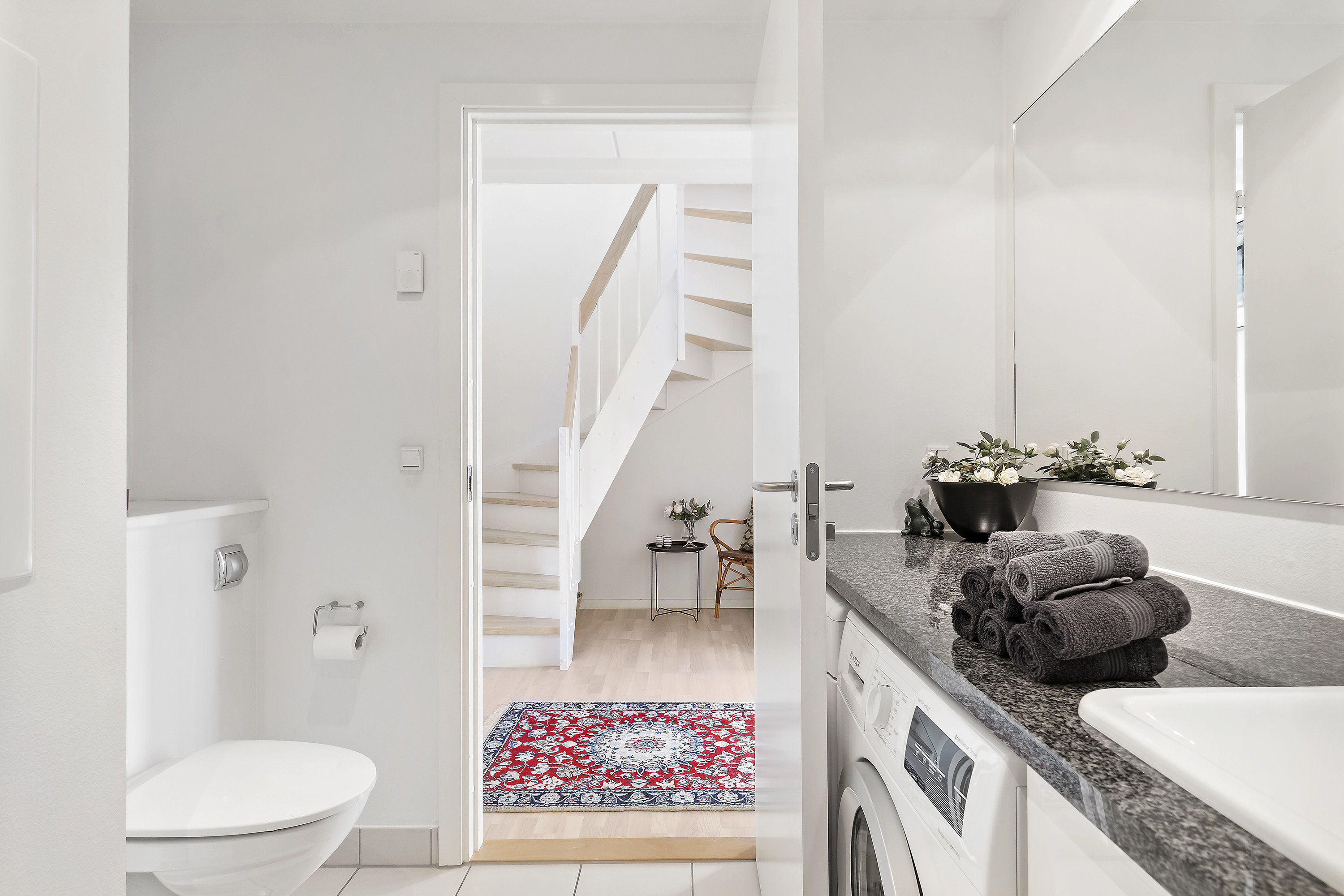 Fremhævet toilet billede i fuldskærmstilstand. Billede af Sergentvænget 14, 3520 Farum