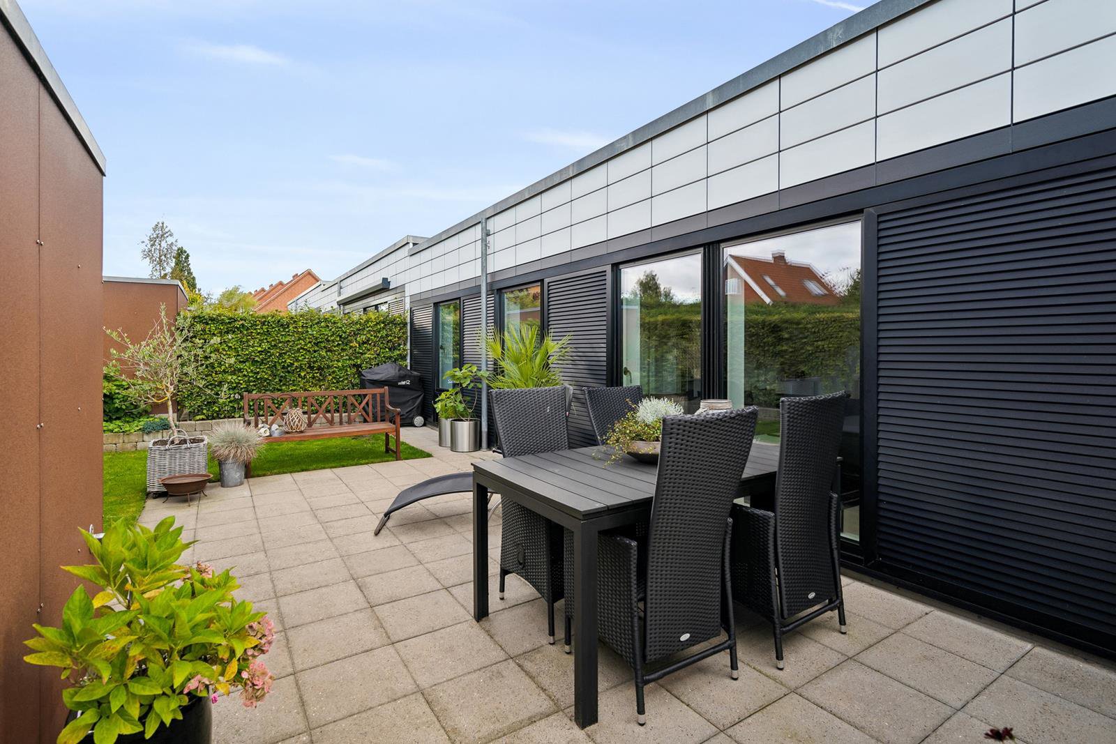 Fremhævet  billede i fuldskærmstilstand. Billede af Fuglehegnet 32, 8541 Skødstrup