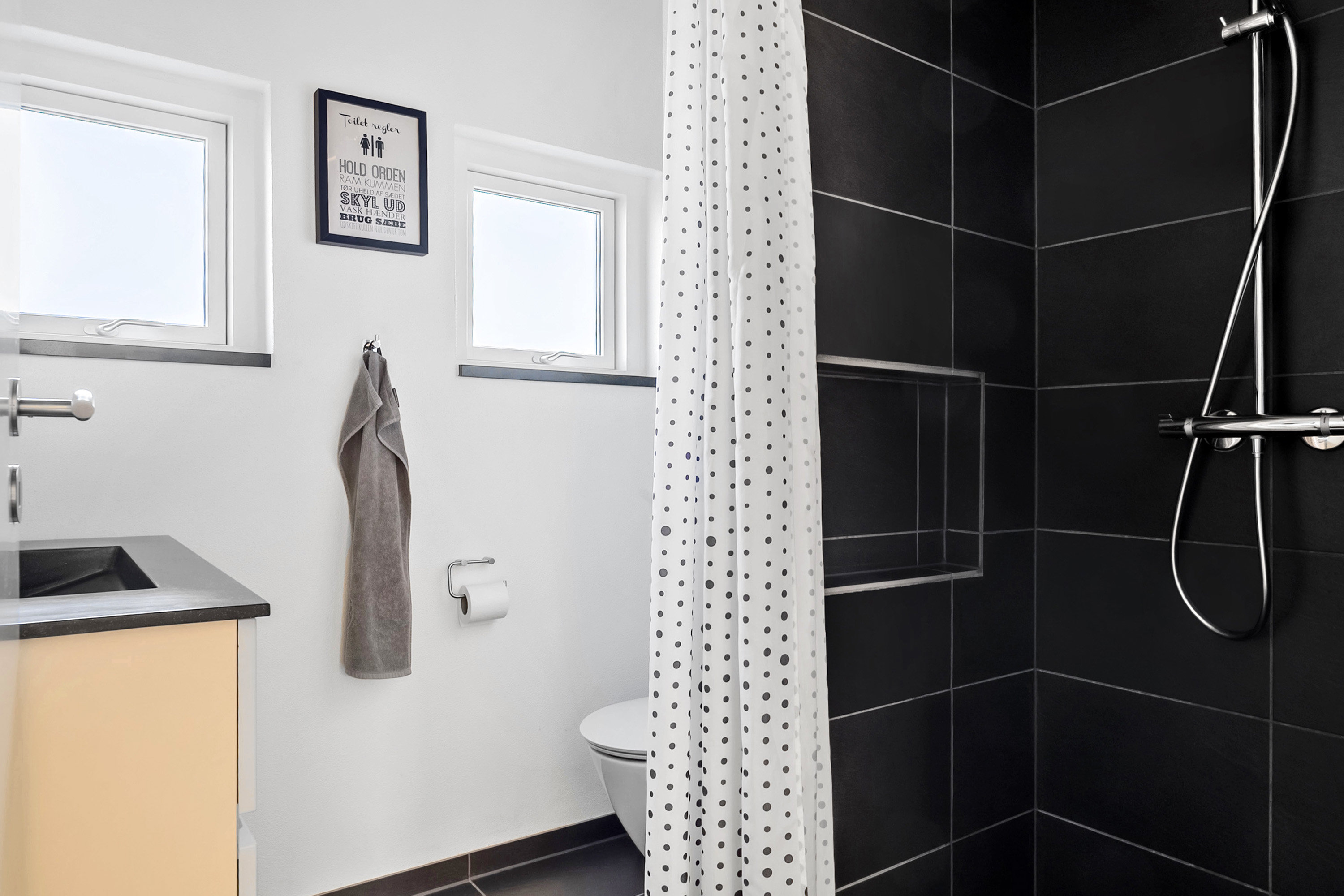 Fremhævet badeværelse billede i fuldskærmstilstand. Billede af Fjordparken 59, 8700 Horsens