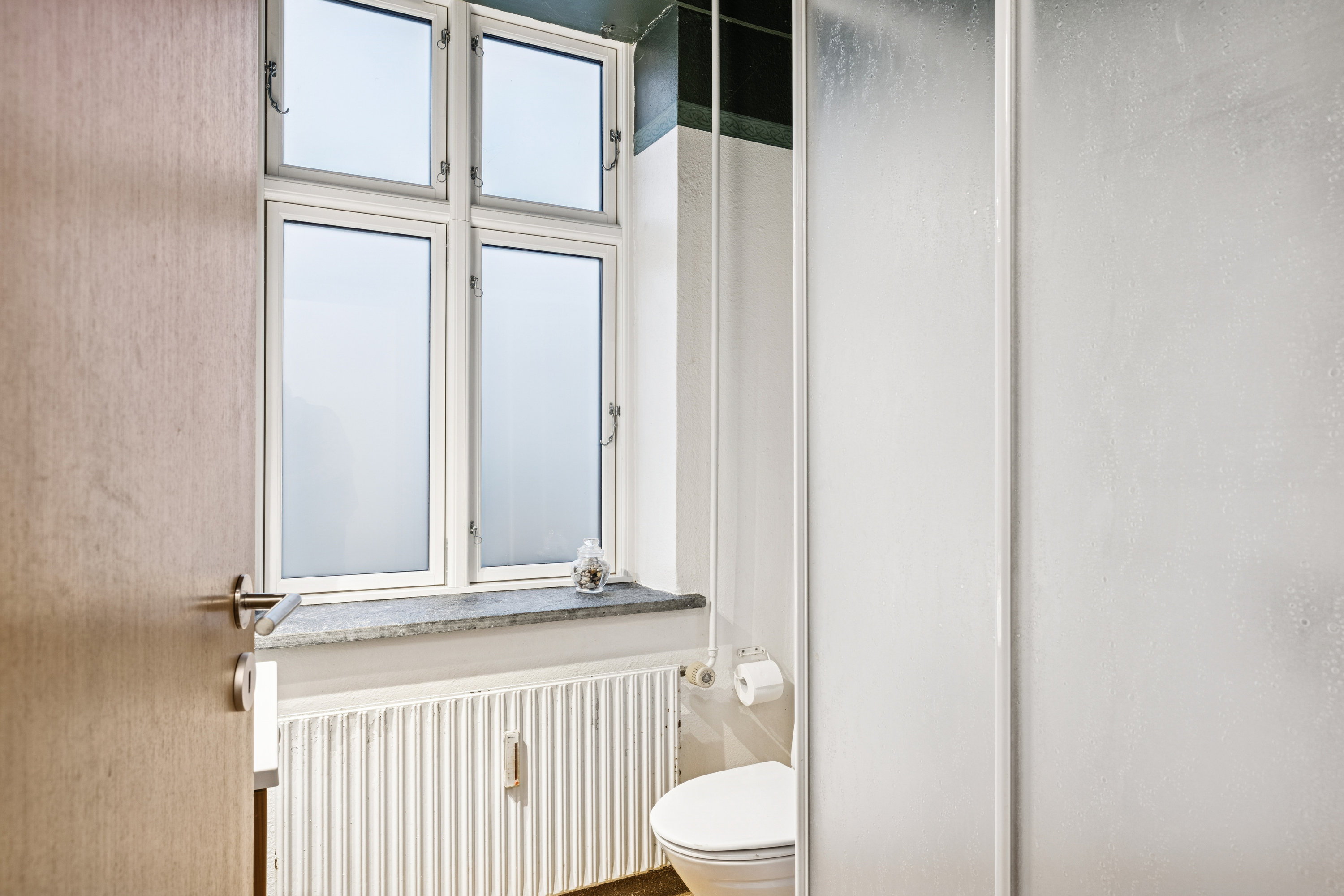 Fremhævet badeværelse billede i fuldskærmstilstand. Billede af Volden 6, 8800 Viborg