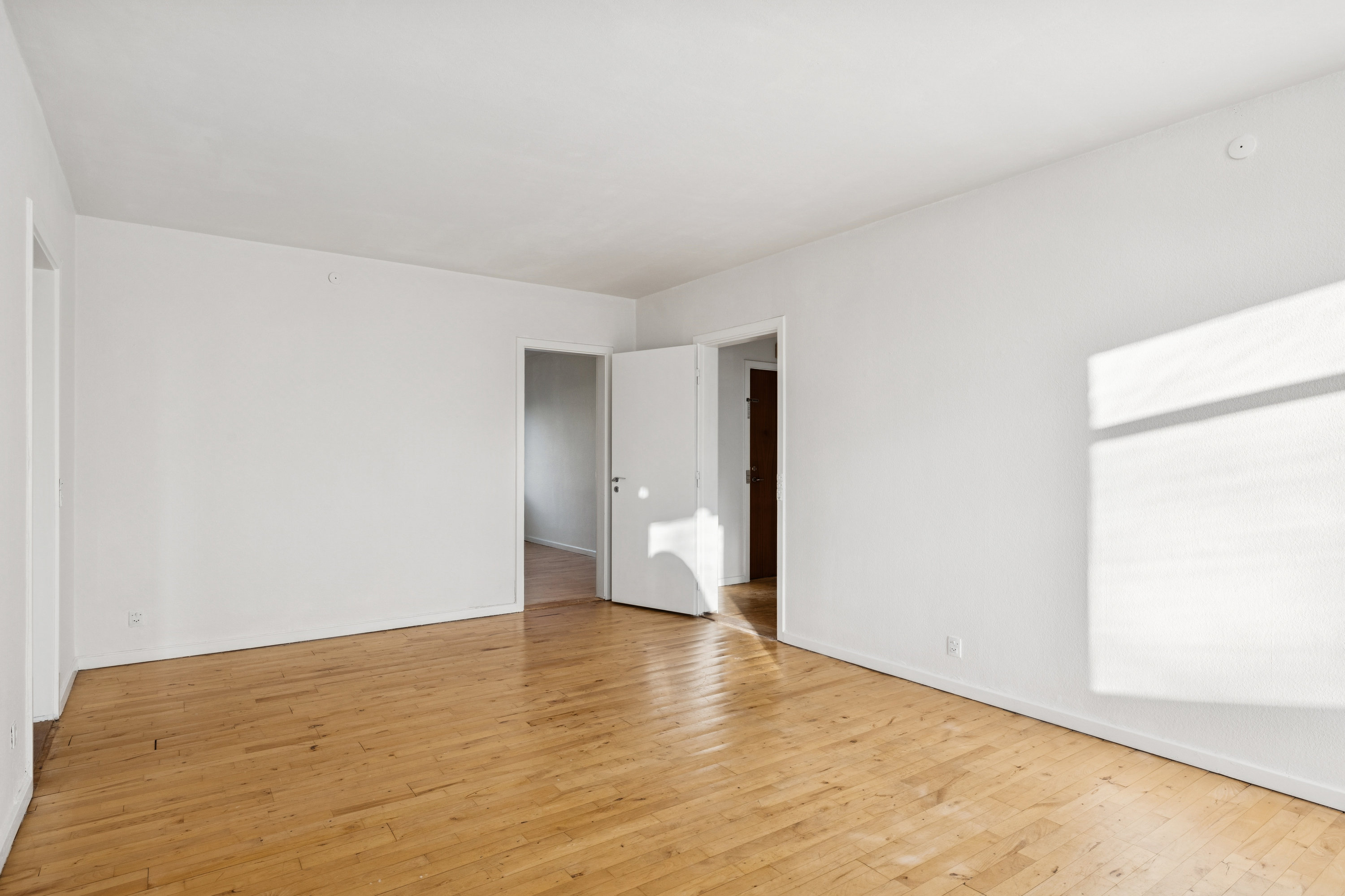 Fremhævet stue billede i fuldskærmstilstand. Billede af Ll. Sct. Mikkels Gade 9, 1. th., 8800 Viborg