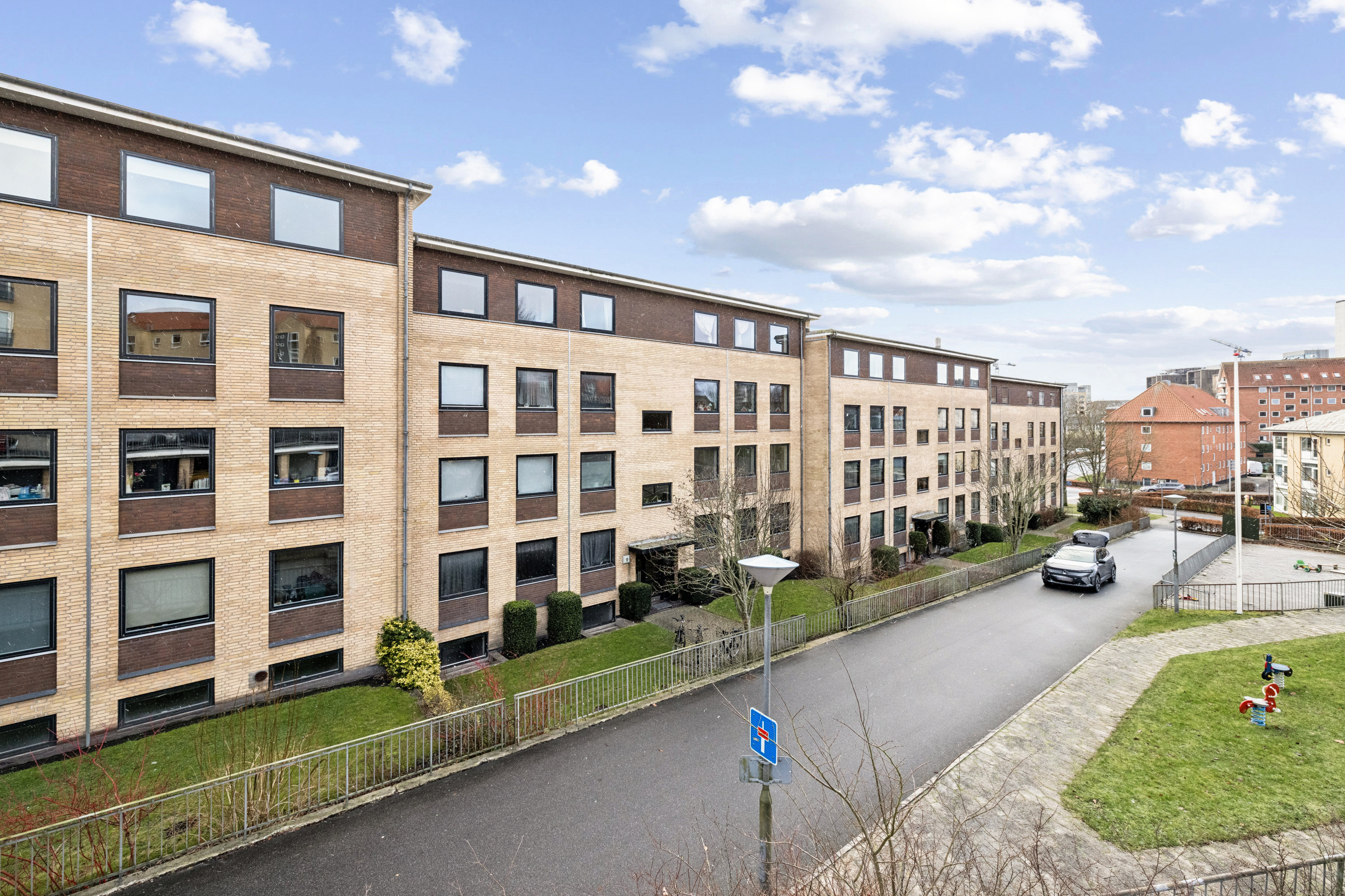 Fremhævet andet billede i fuldskærmstilstand. Billede af Ll. Sct. Mikkels Gade 9, 1. th., 8800 Viborg