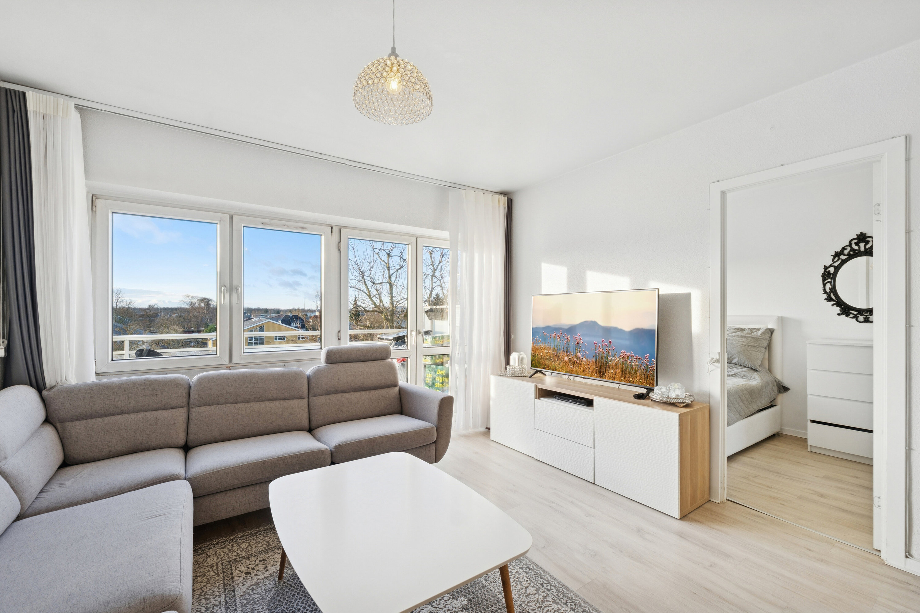 Fremhævet stue billede i fuldskærmstilstand. Billede af Valhøjs Alle 102B, 2. th., 2610 Rødovre