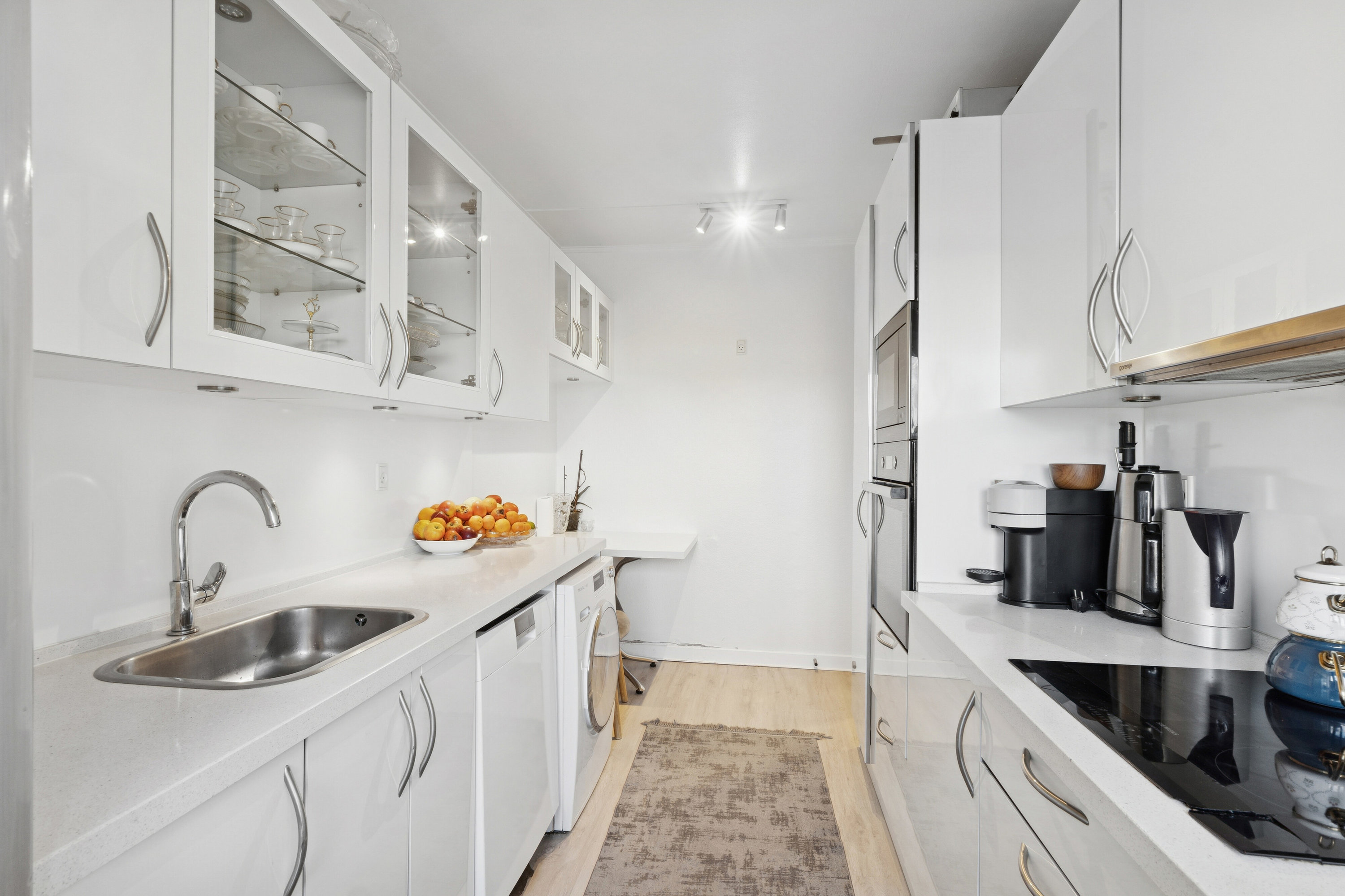 Fremhævet andet billede i fuldskærmstilstand. Billede af Valhøjs Alle 102B, 2. th., 2610 Rødovre