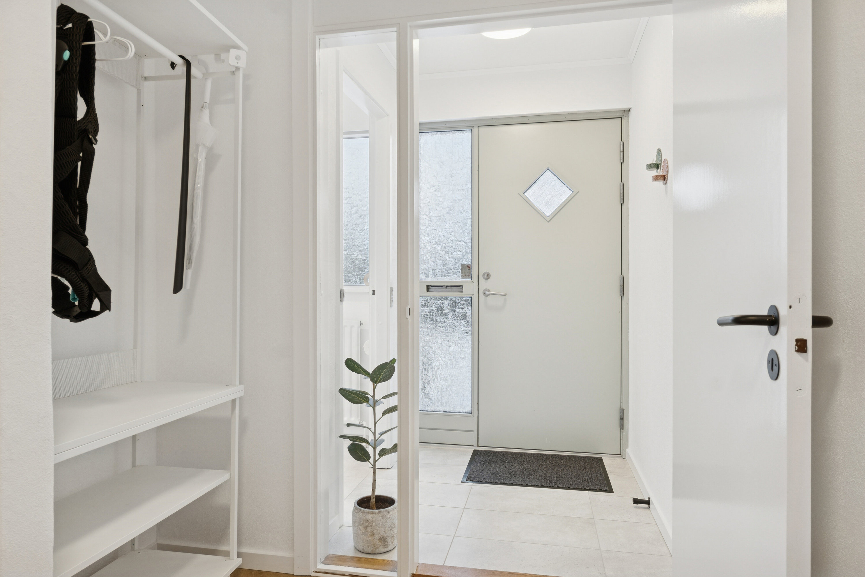 Fremhævet gang billede i fuldskærmstilstand. Billede af H F Bjørns Vej 42, 9800 Hjørring