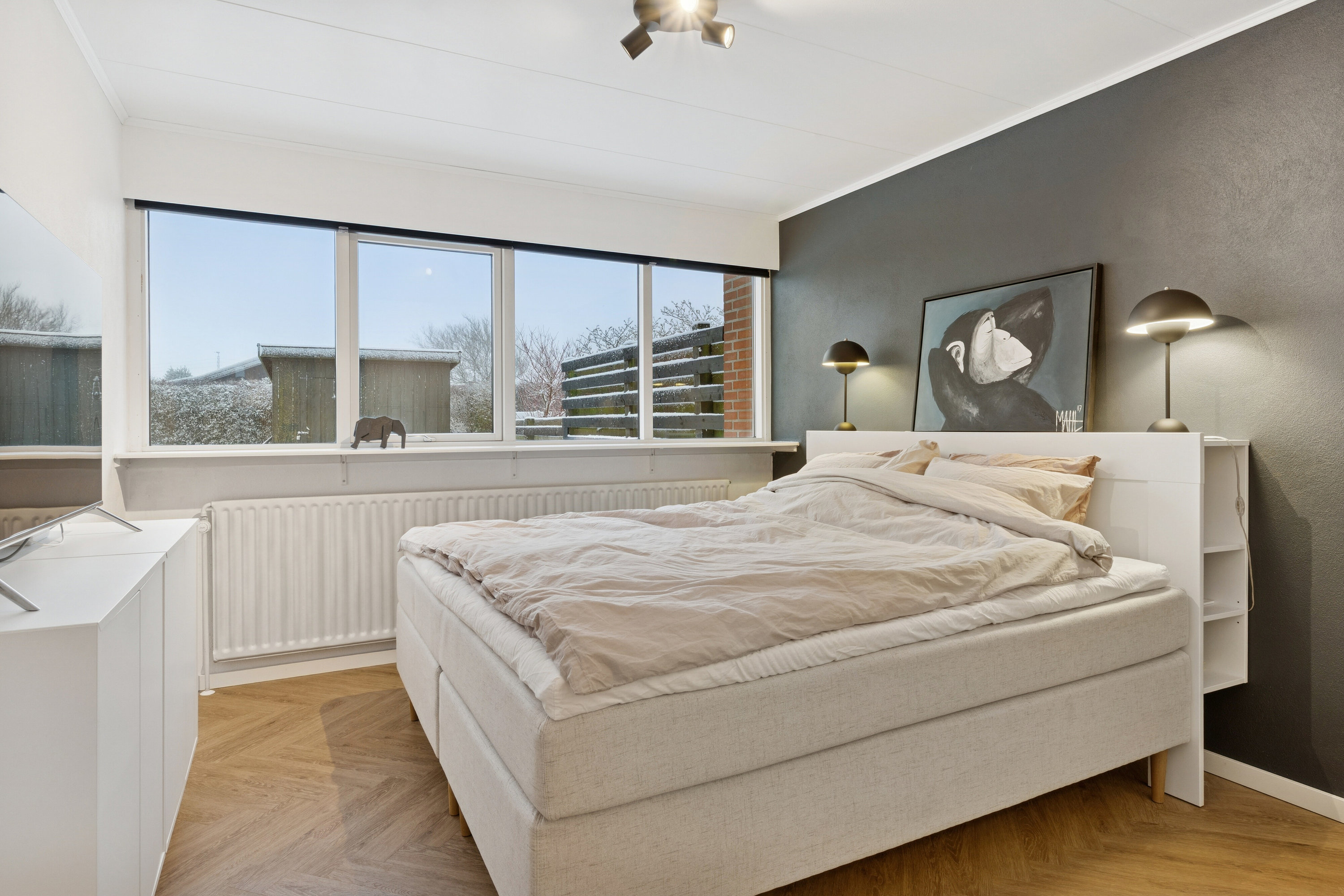 Fremhævet soveværelse billede i fuldskærmstilstand. Billede af H F Bjørns Vej 42, 9800 Hjørring