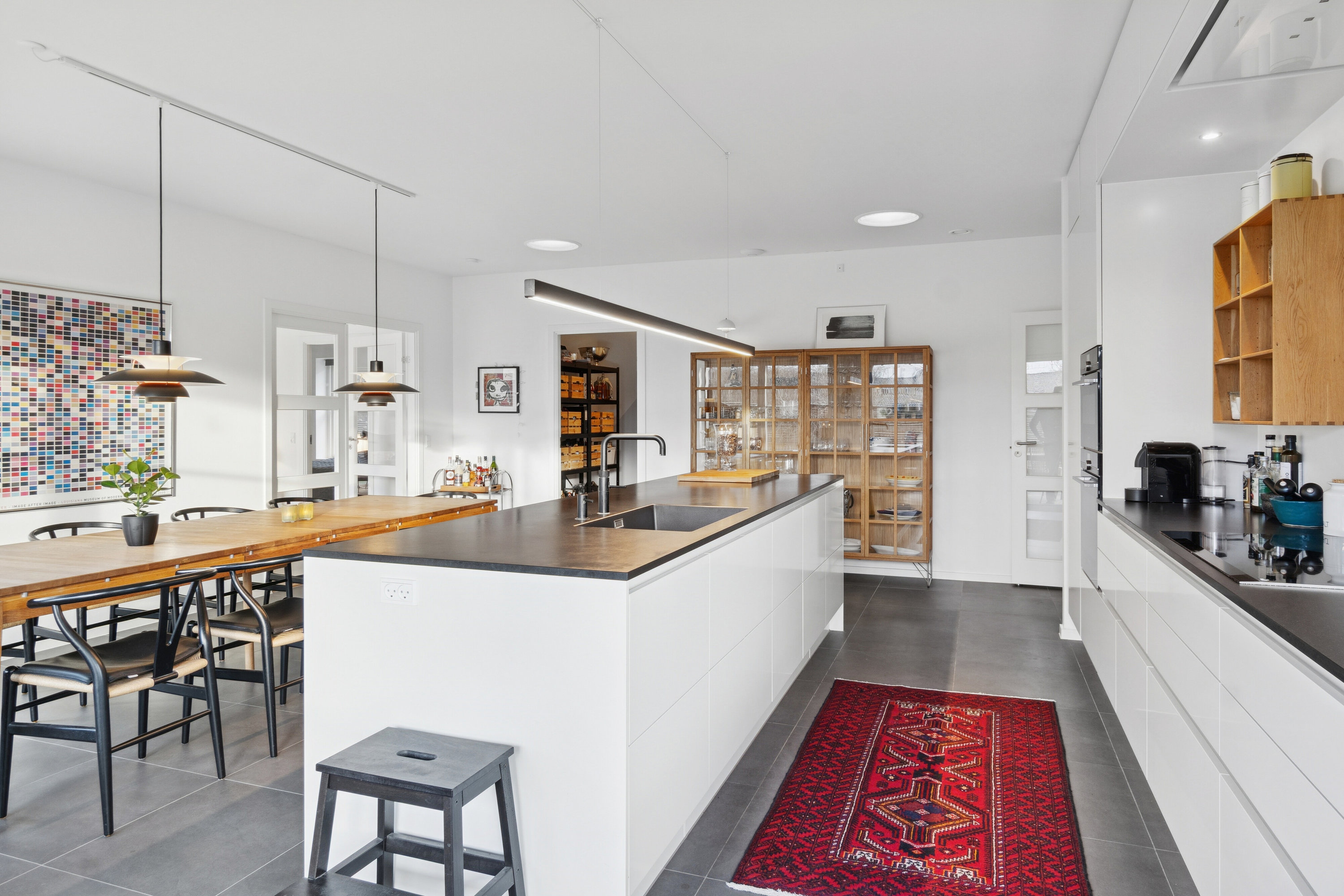 Fremhævet køkken billede i fuldskærmstilstand. Billede af Sofielundsvej 33, 2600 Glostrup