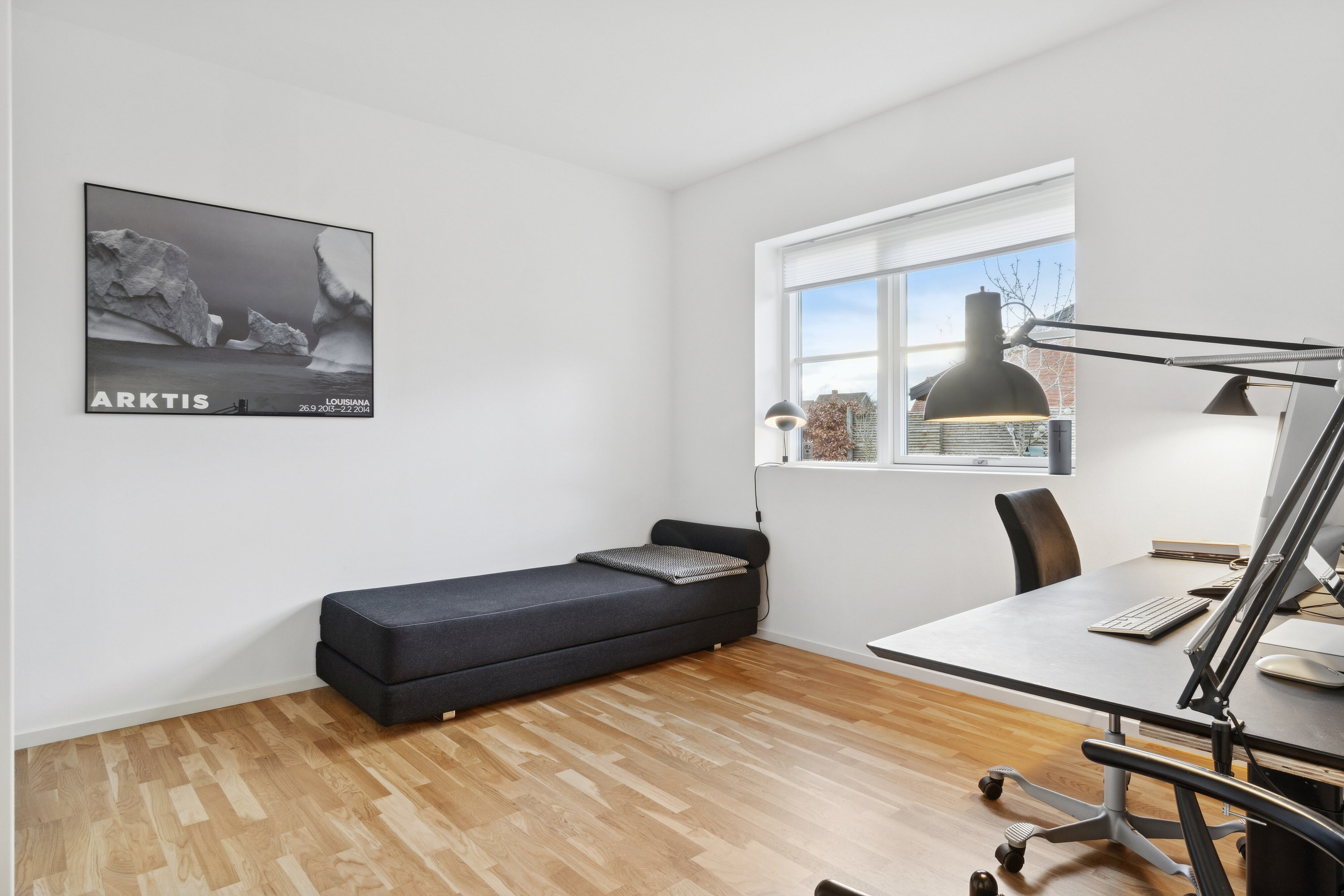 Fremhævet soveværelse billede i fuldskærmstilstand. Billede af Sofielundsvej 33, 2600 Glostrup