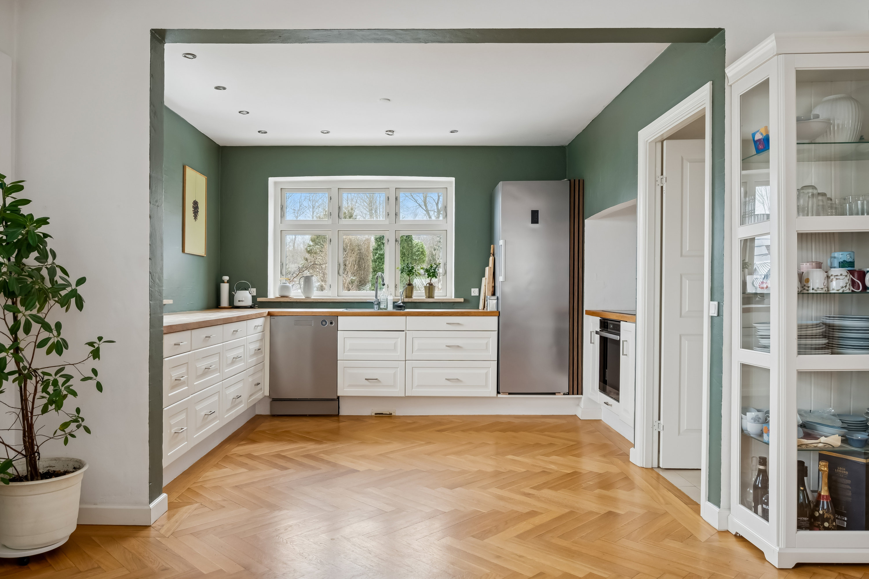 Fremhævet stue billede i fuldskærmstilstand. Billede af Resedavej 10, 8370 Hadsten