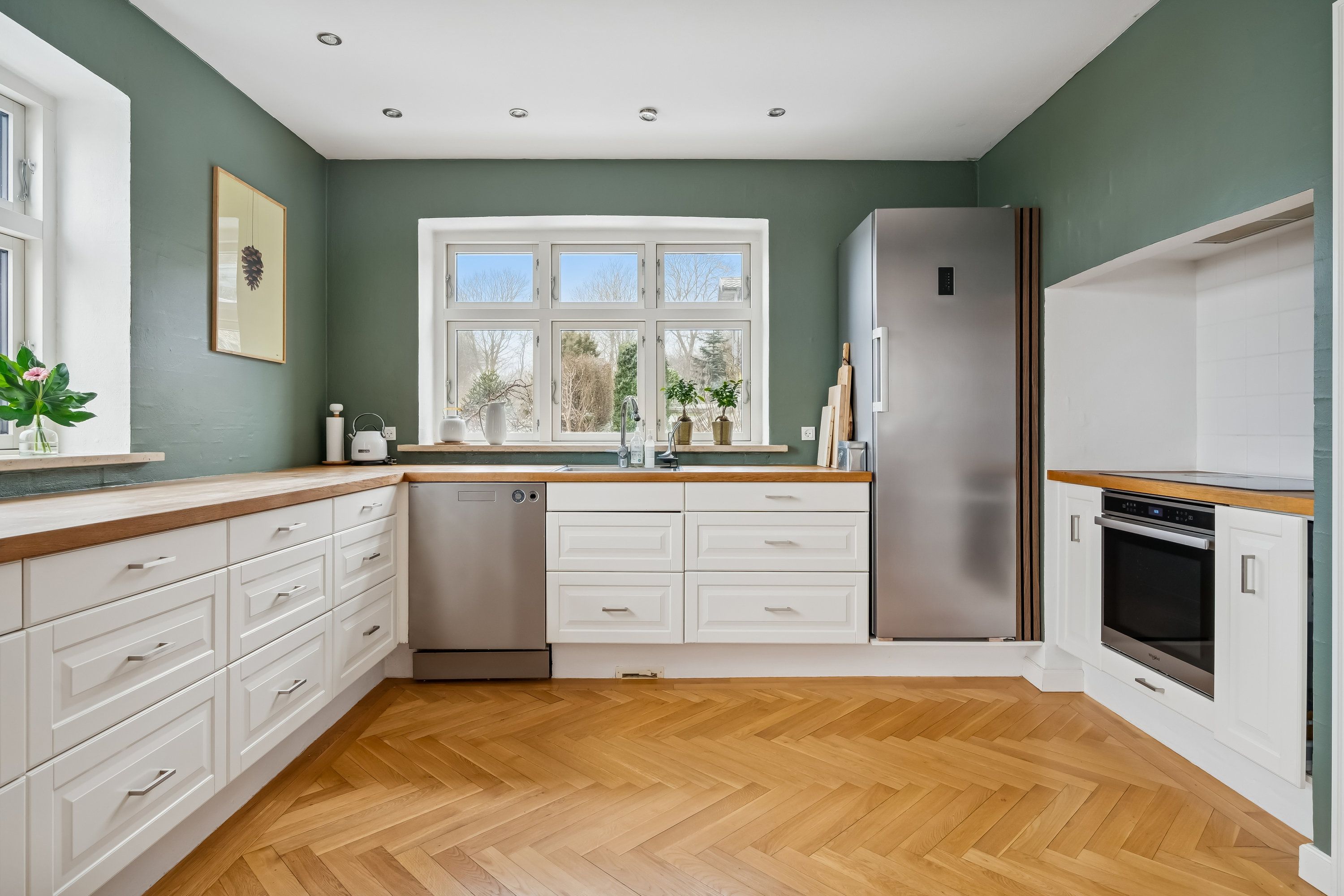 Fremhævet køkken billede i fuldskærmstilstand. Billede af Resedavej 10, 8370 Hadsten