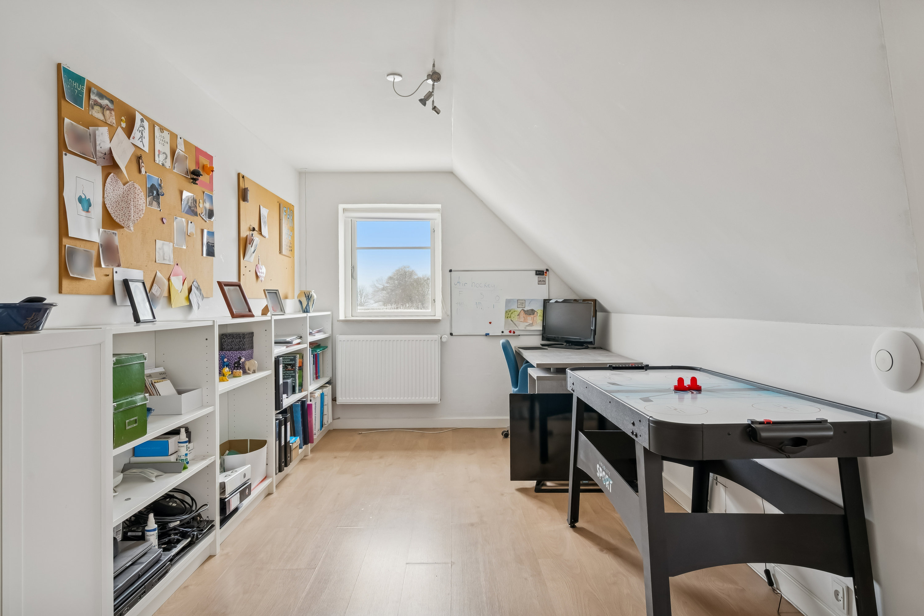 Fremhævet værelse billede i fuldskærmstilstand. Billede af Resedavej 10, 8370 Hadsten