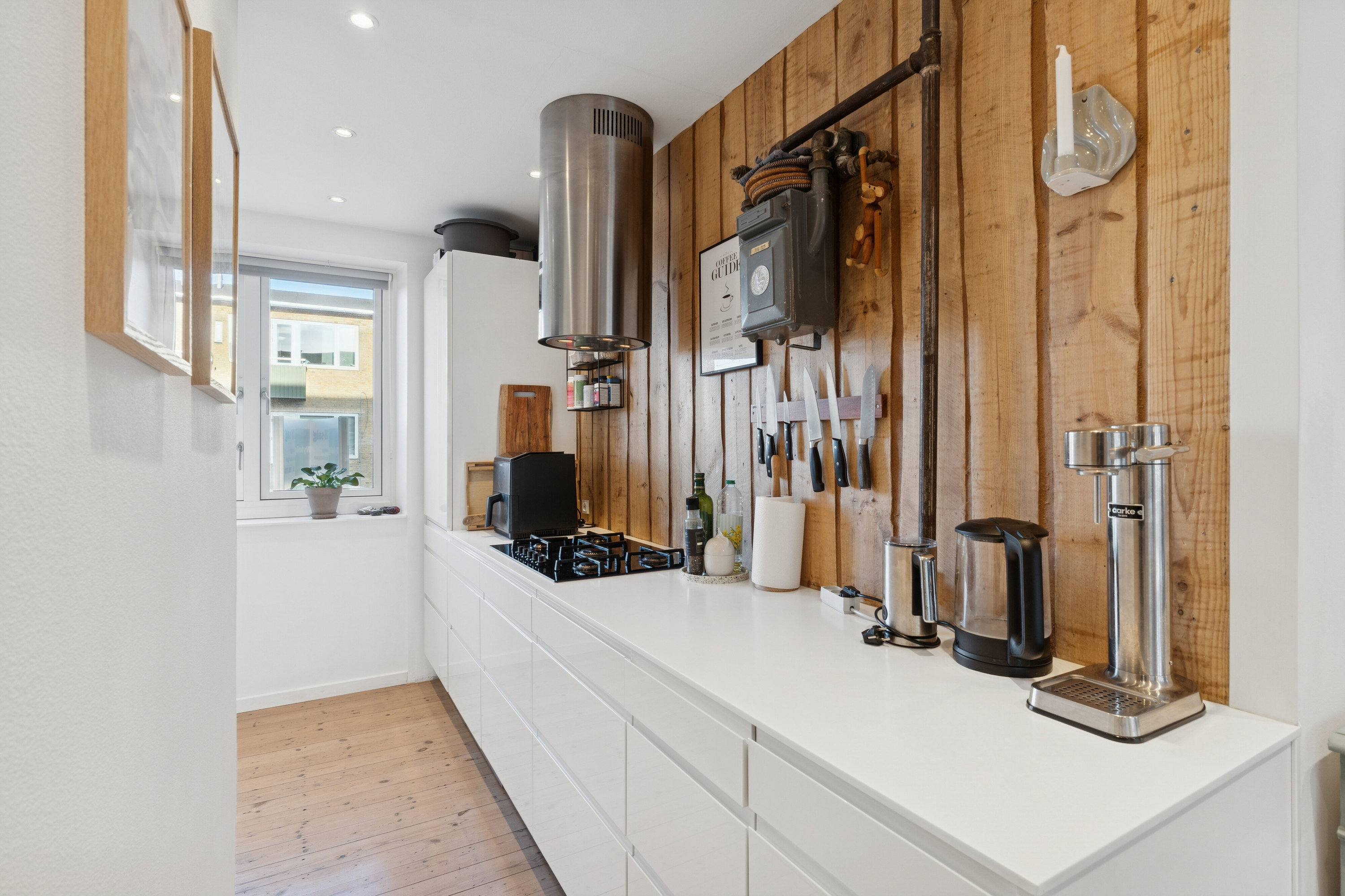 Miniaturebillede 1: køkken. Billede af Sorrentovej 18, 1. tv., 2300 København S