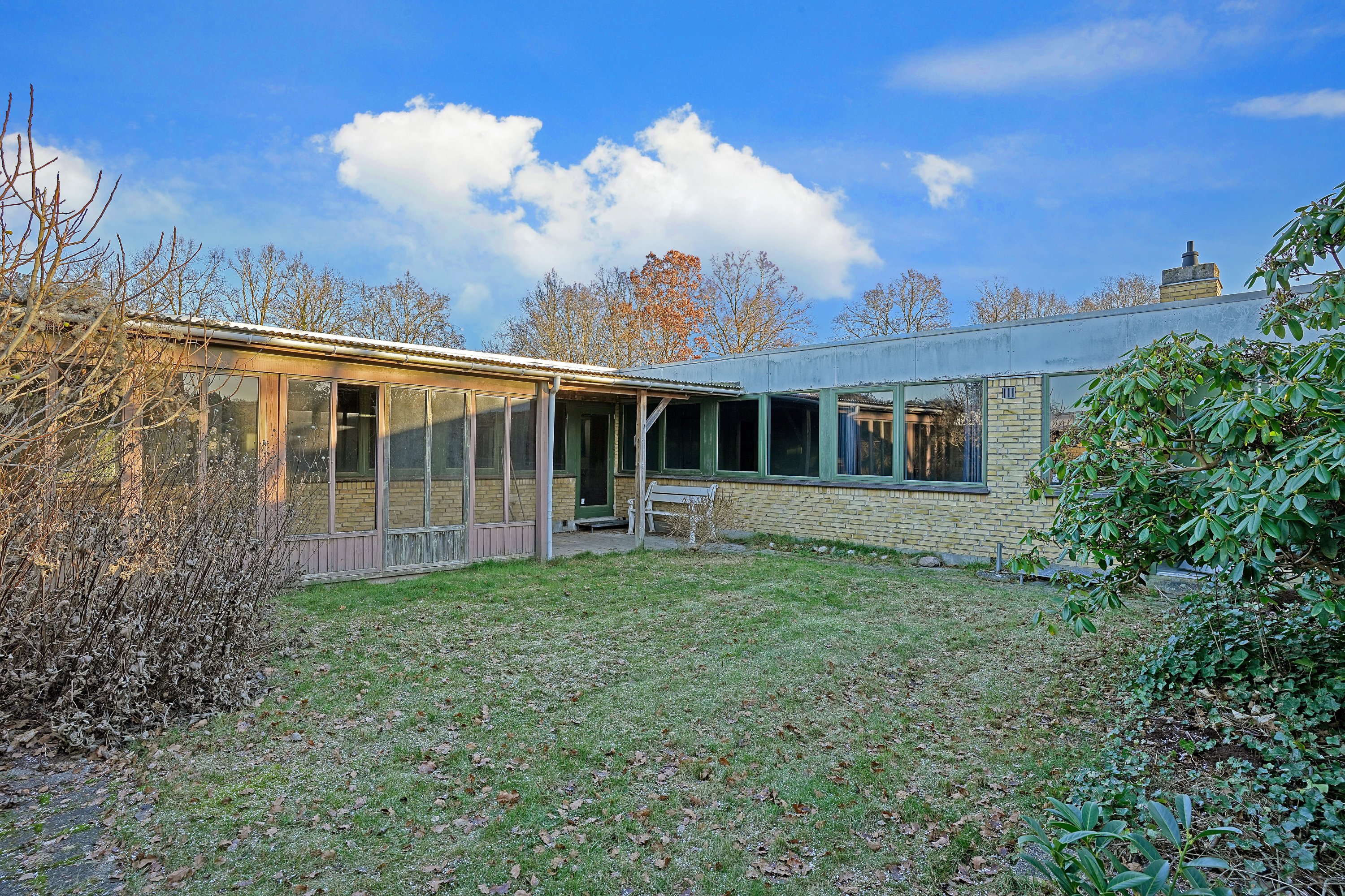 Fremhævet have billede i fuldskærmstilstand. Billede af Højbovænge 10, 3500 Værløse