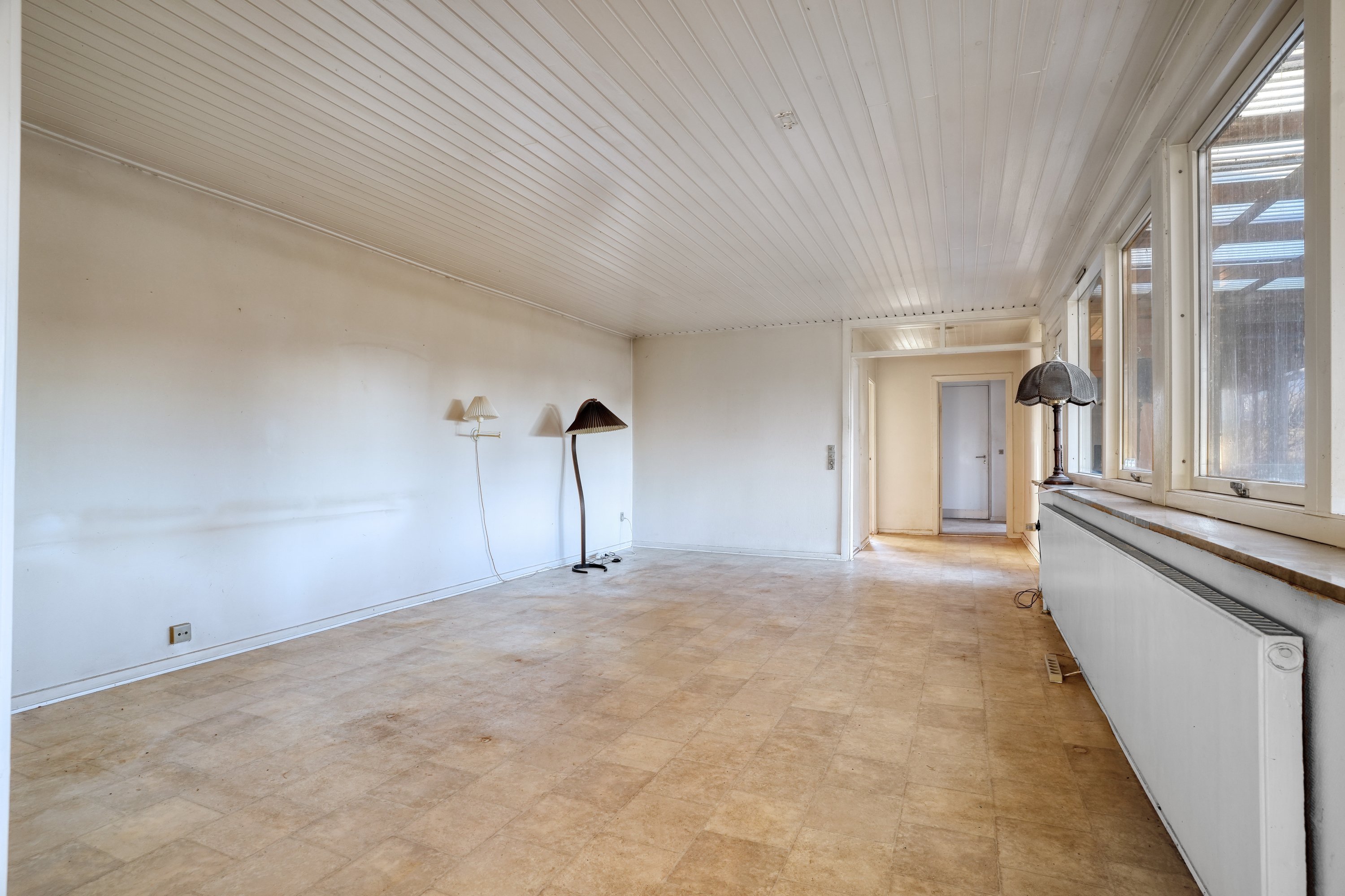 Fremhævet stue billede i fuldskærmstilstand. Billede af Højbovænge 10, 3500 Værløse