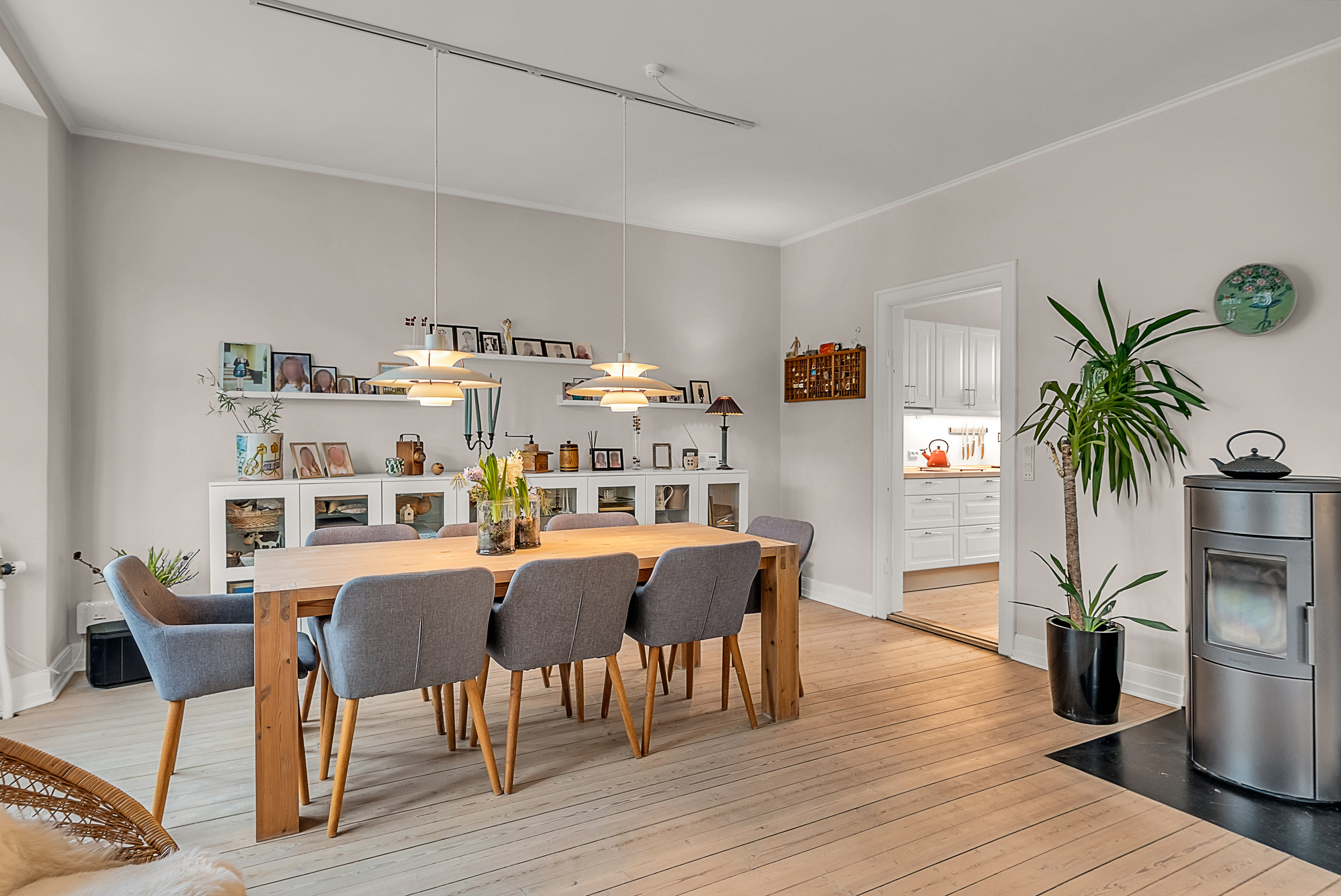 Fremhævet stue billede i fuldskærmstilstand. Billede af Kildetoften 12, 5600 Faaborg