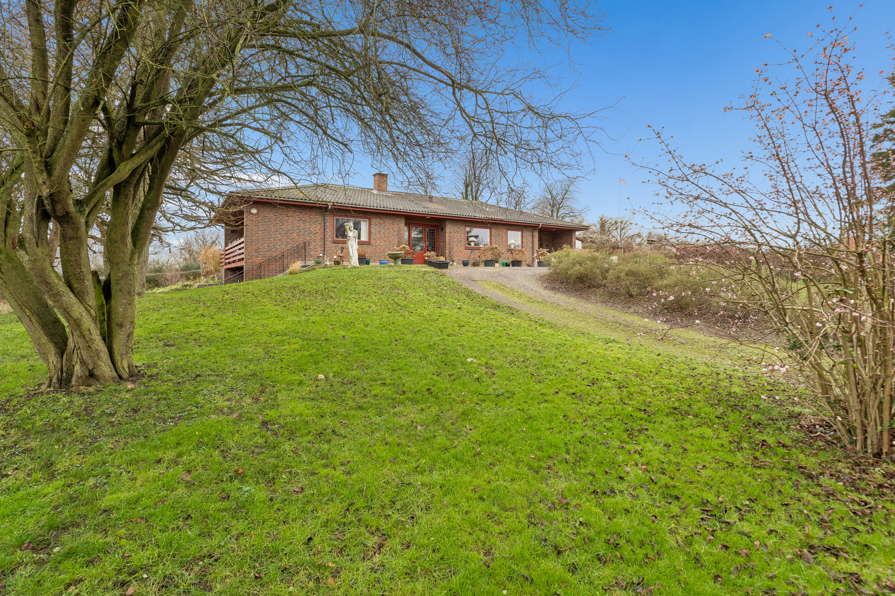 Fremhævet set fra haven billede i fuldskærmstilstand. Billede af Lejbøllevej 13A, Lejbølle, 5953 Tranekær