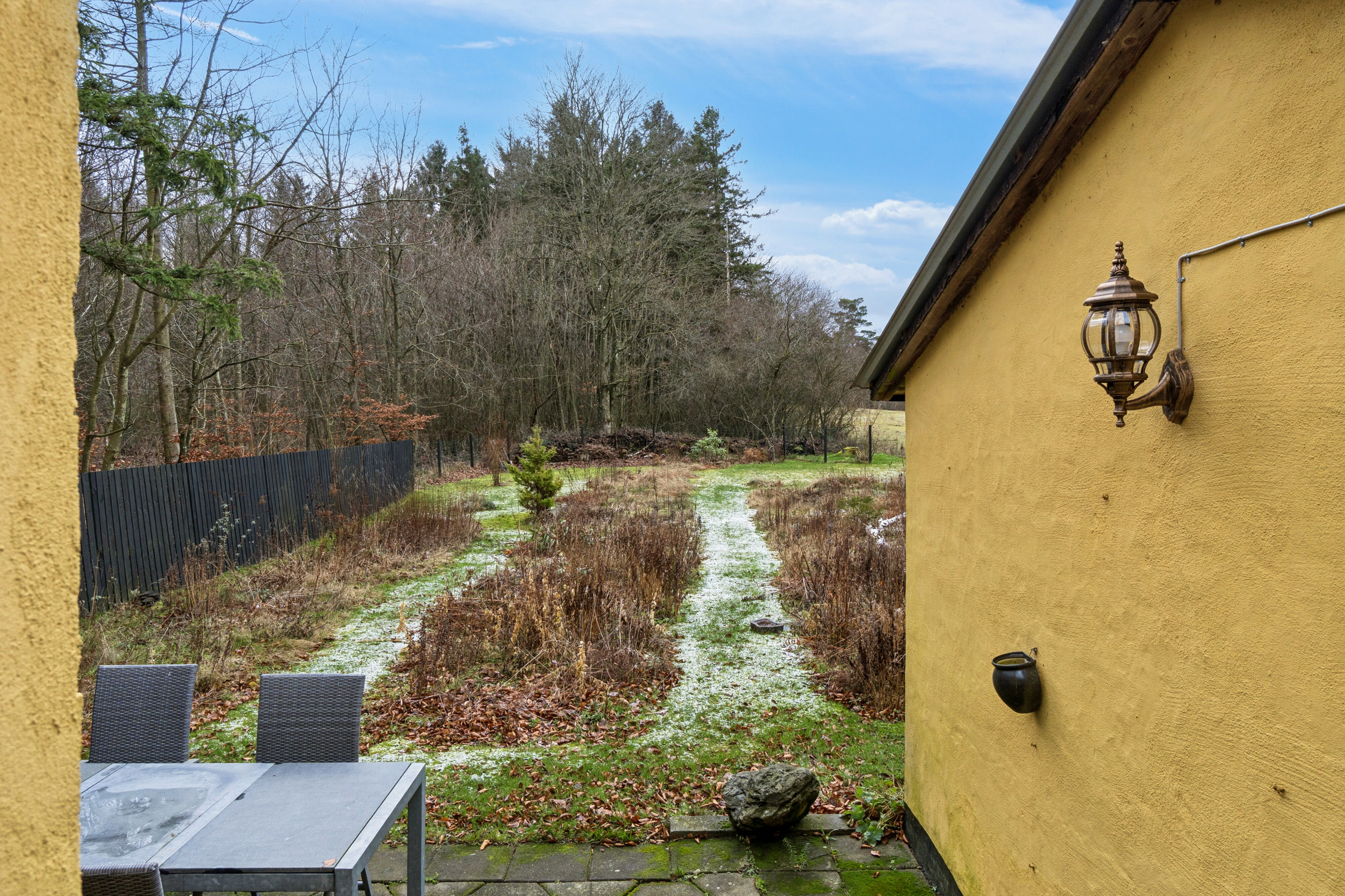 Fremhævet udendørs billede i fuldskærmstilstand. Billede af Bolsterbjergvej 18, Aarsballe, 3700 Rønne