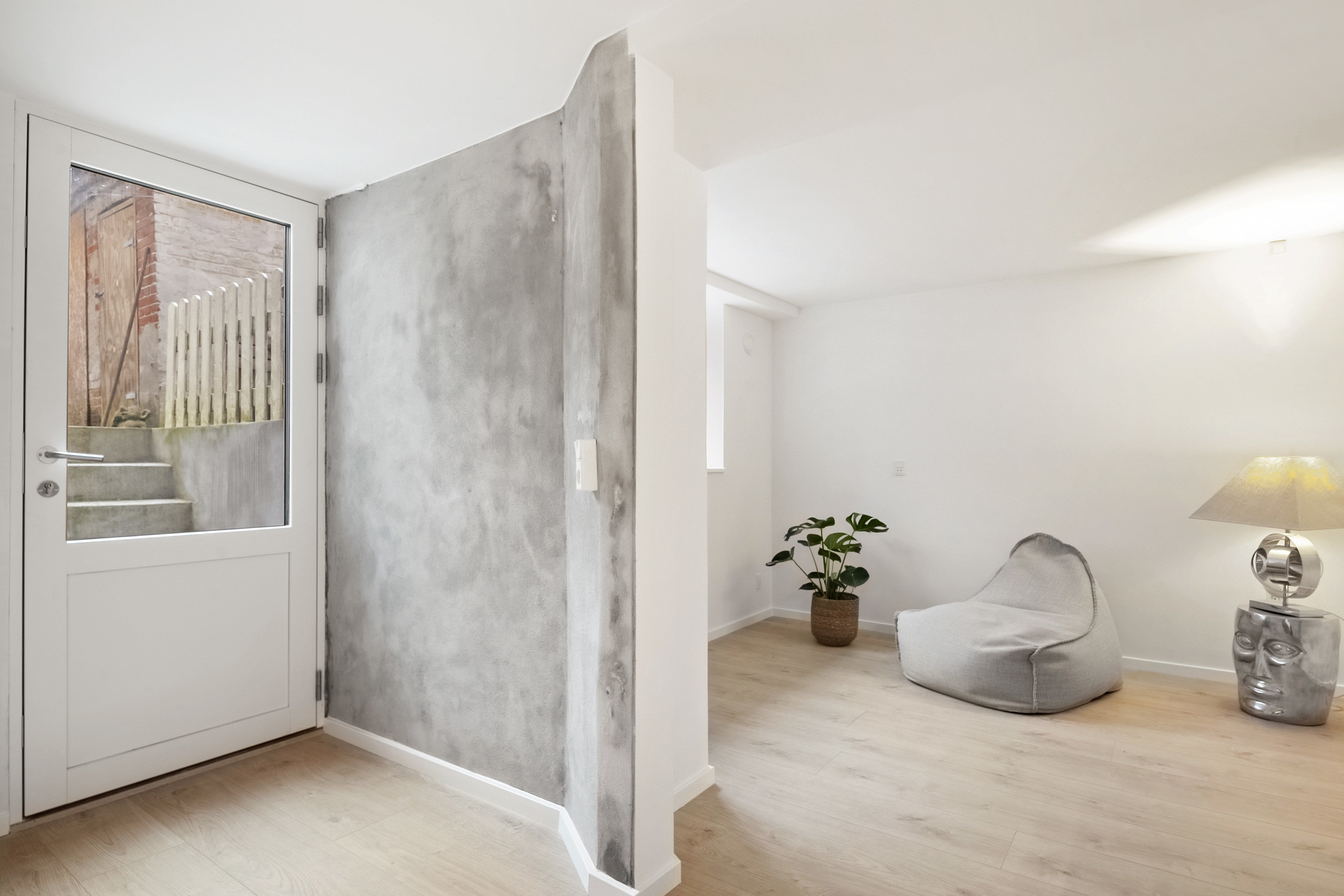 Fremhævet stue billede i fuldskærmstilstand. Billede af Ivar Huitfeldts Gade 3, kld.., Trøjborg, 8200 Aarhus N