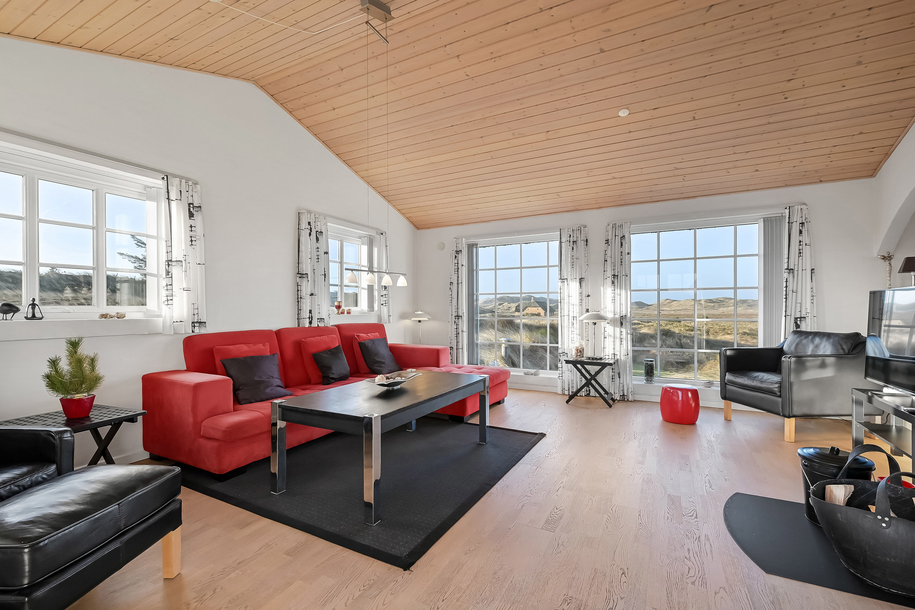 Fremhævet stue billede i fuldskærmstilstand. Billede af Raketvejen 50, 6990 Ulfborg