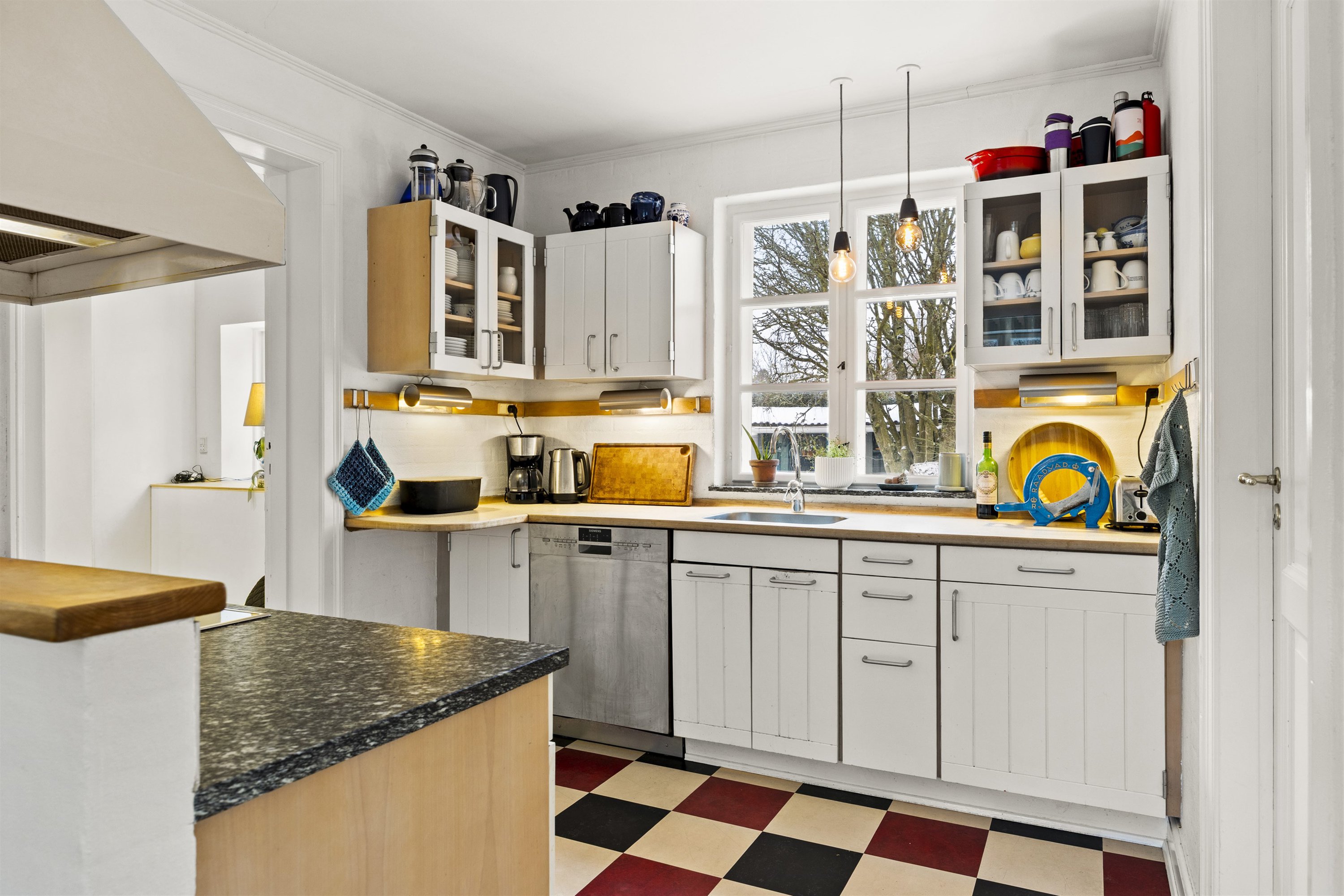 Fremhævet andet billede i fuldskærmstilstand. Billede af Snerlevej 6, 2820 Gentofte