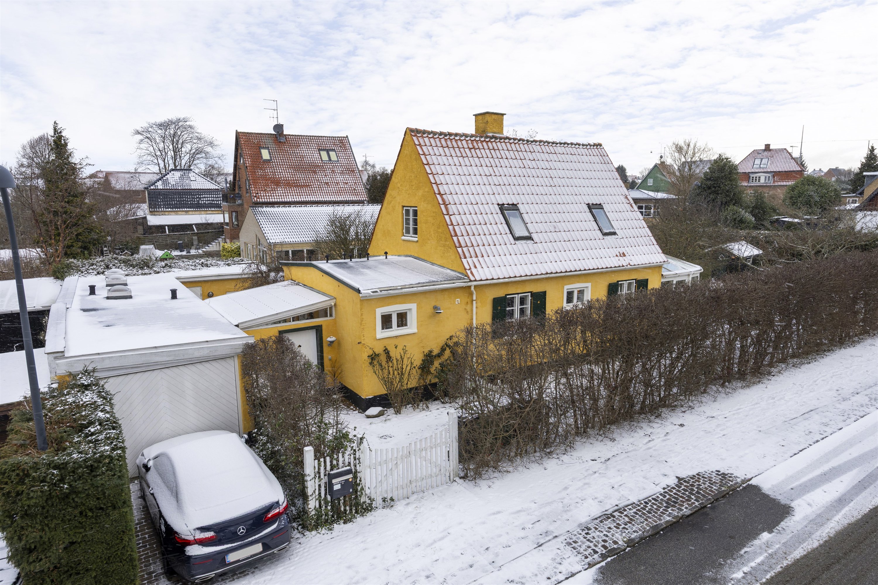 Fremhævet andet billede i fuldskærmstilstand. Billede af Snerlevej 6, 2820 Gentofte