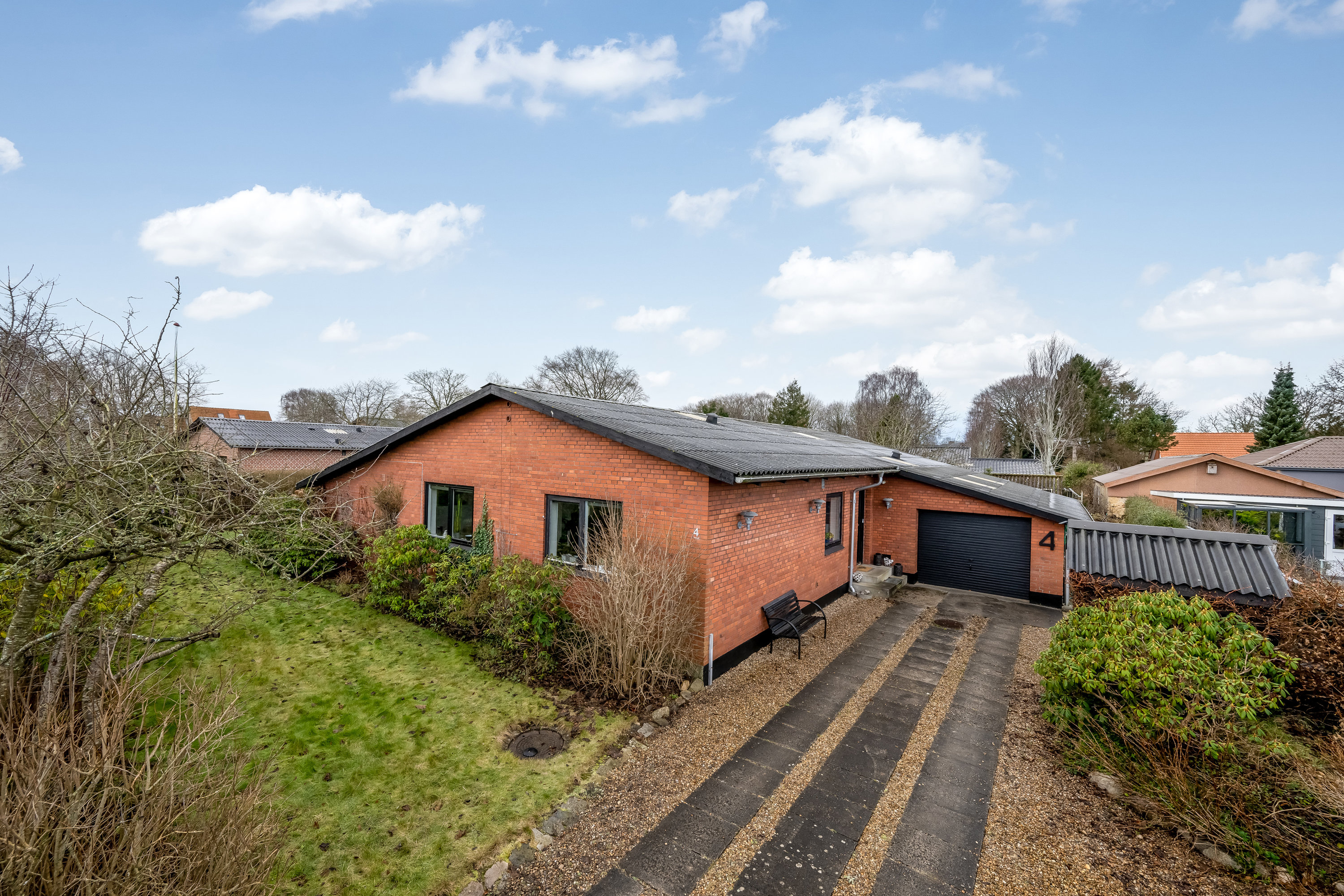 Villa: Facade på Rønnevej 4, 6880 Tarm