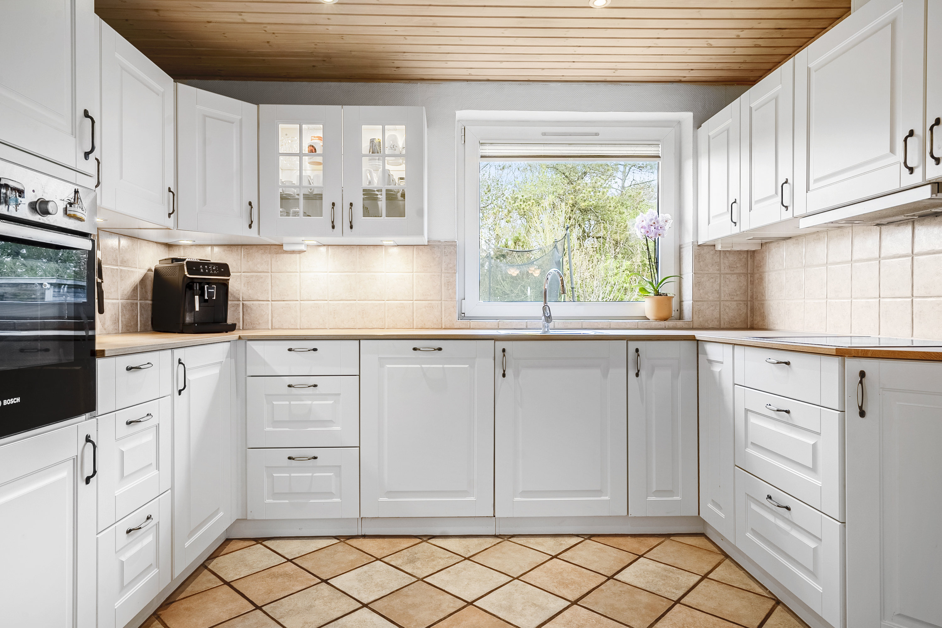 Fremhævet køkken billede i fuldskærmstilstand. Billede af Gyvelvænget 12, 7730 Hanstholm