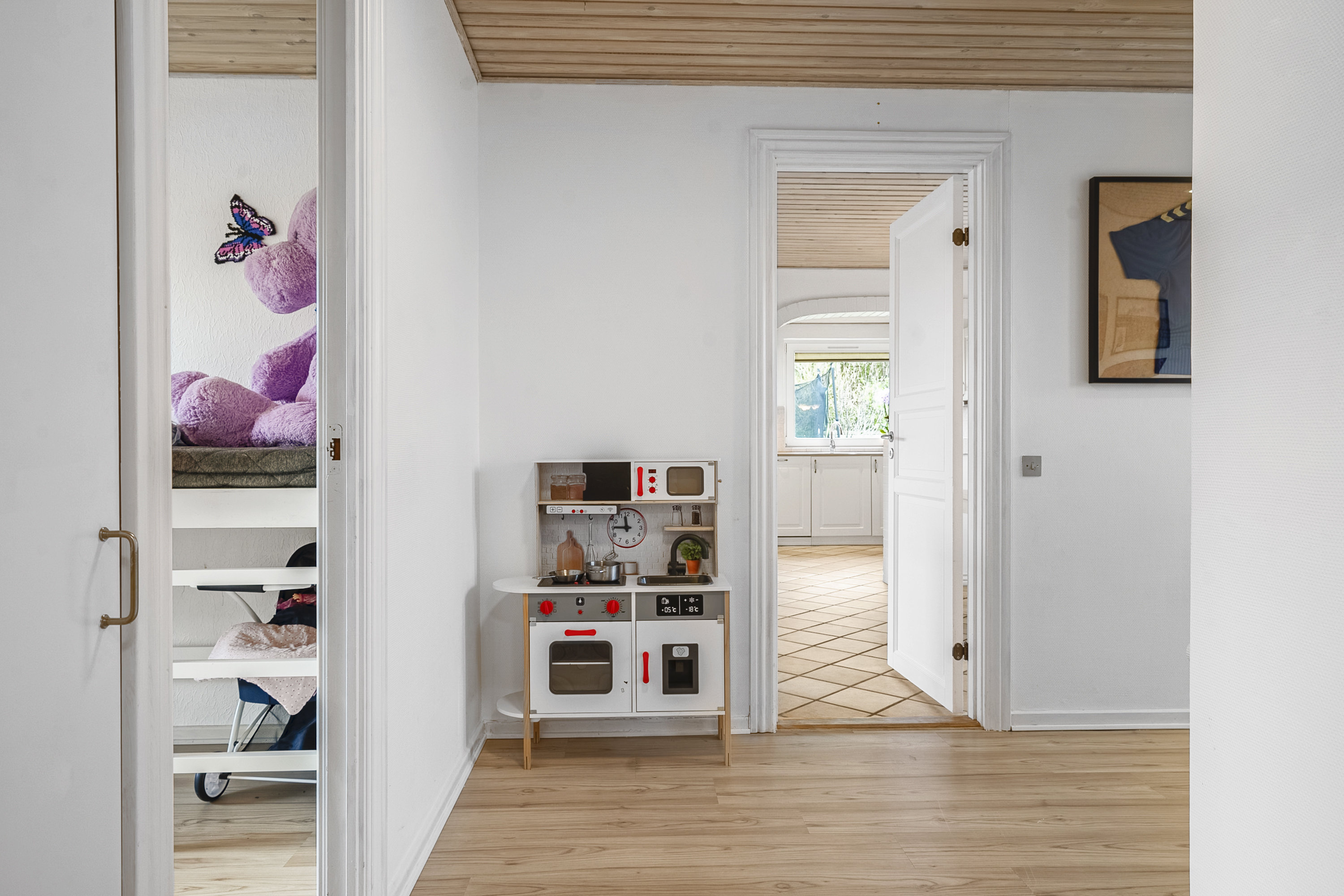 Fremhævet gang billede i fuldskærmstilstand. Billede af Gyvelvænget 12, 7730 Hanstholm