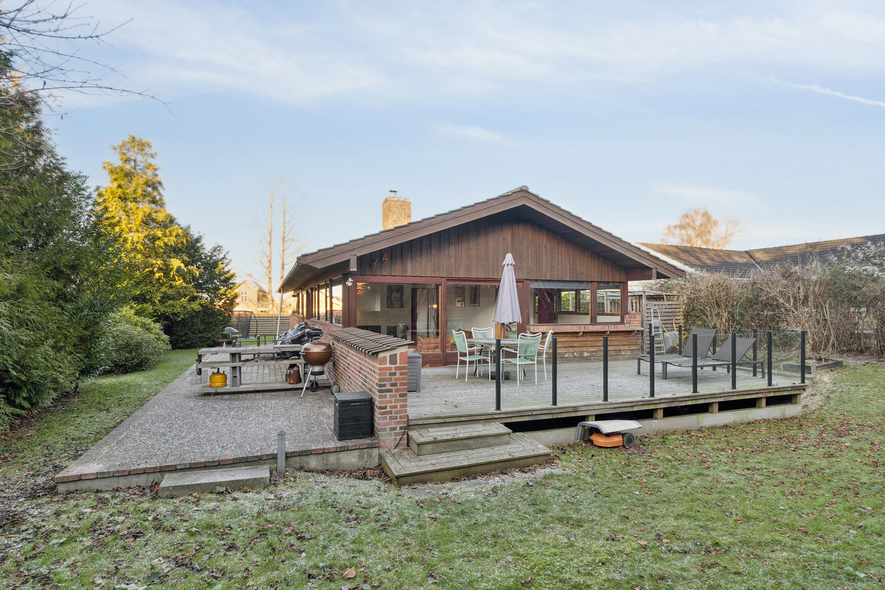 Miniaturebillede 1: set fra vejen. Billede af Ternevej 30, 4000 Roskilde