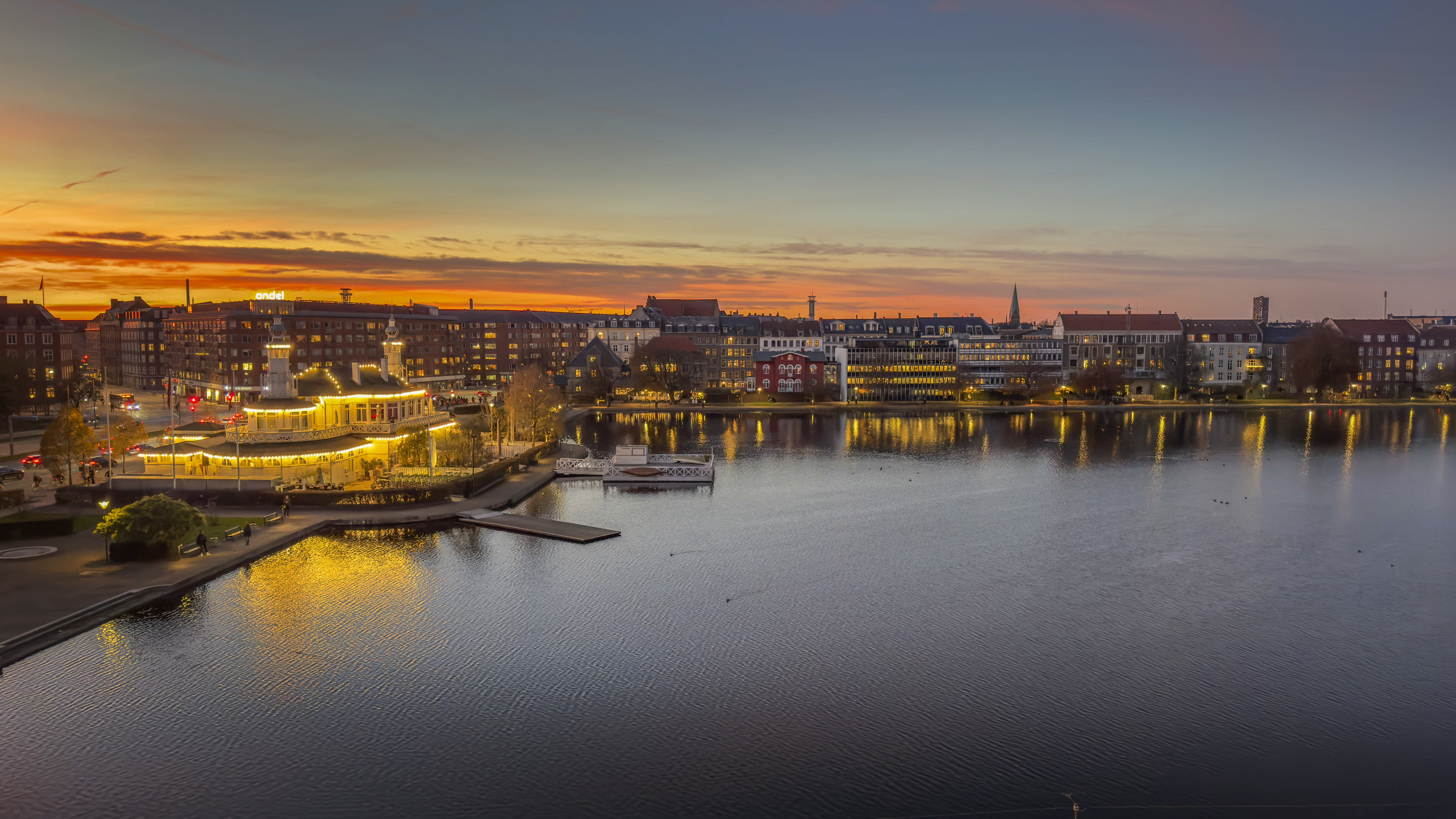 Fremhævet  billede i fuldskærmstilstand. Billede af Nørre Søgade 45, 4. th., 1370 København K