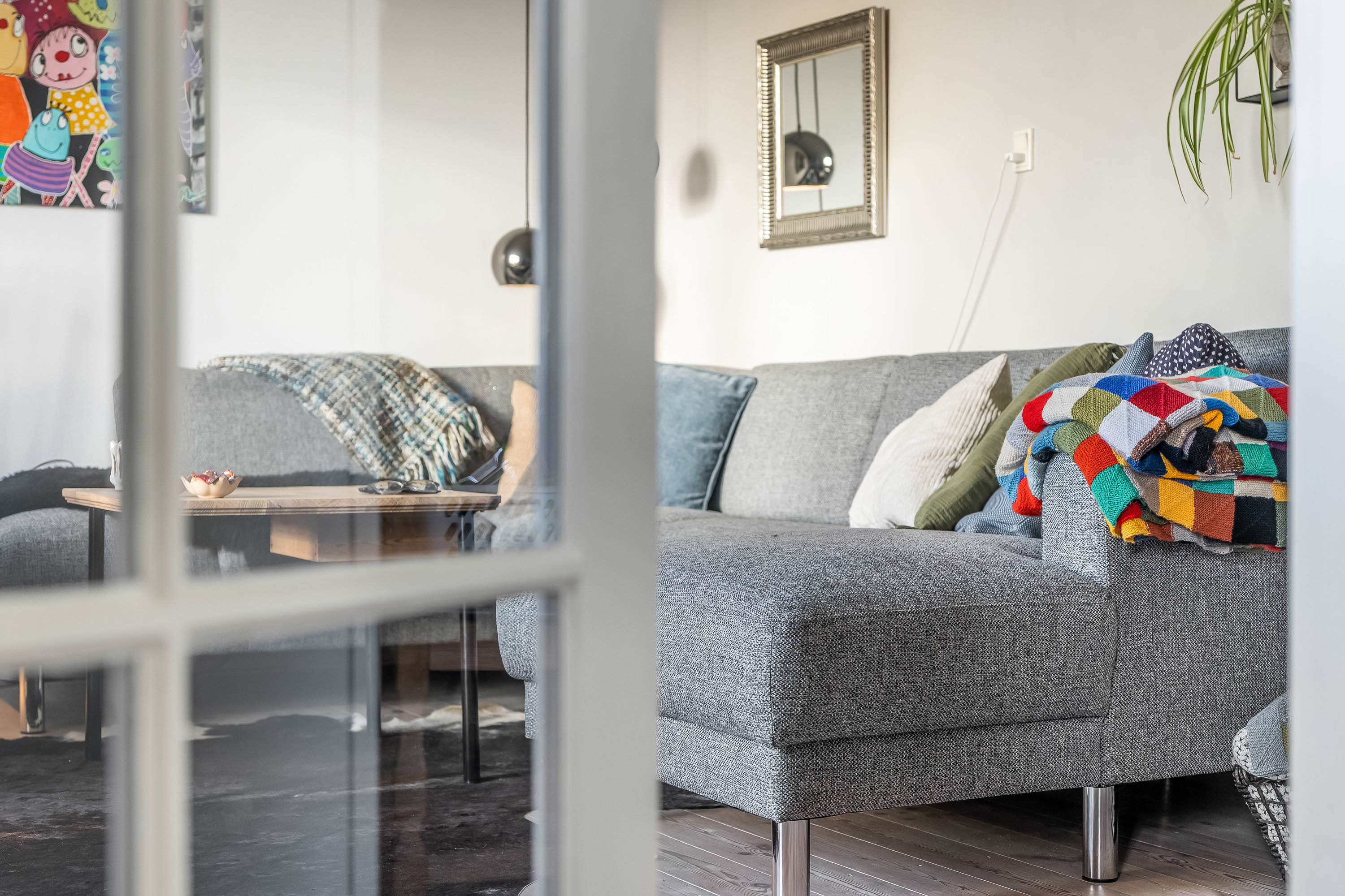 Fremhævet stue billede i fuldskærmstilstand. Billede af Hostrupsvej 23, 3. th., 3400 Hillerød