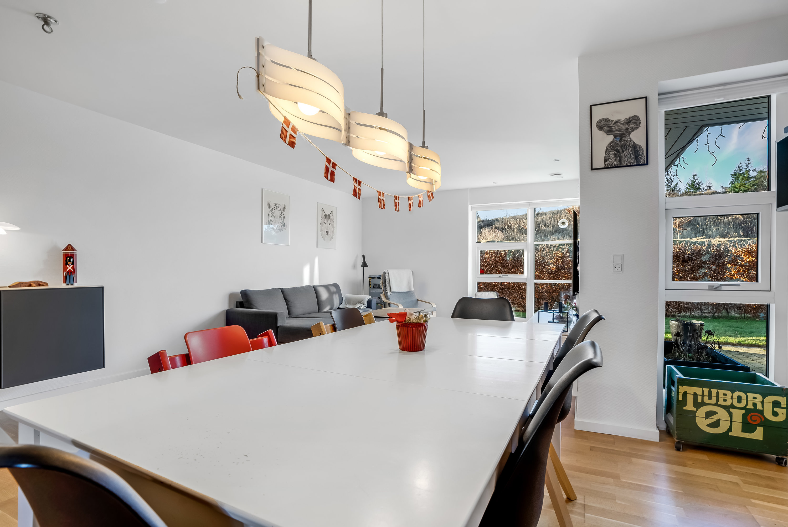 Fremhævet stue billede i fuldskærmstilstand. Billede af Solbuen 19, 3400 Hillerød