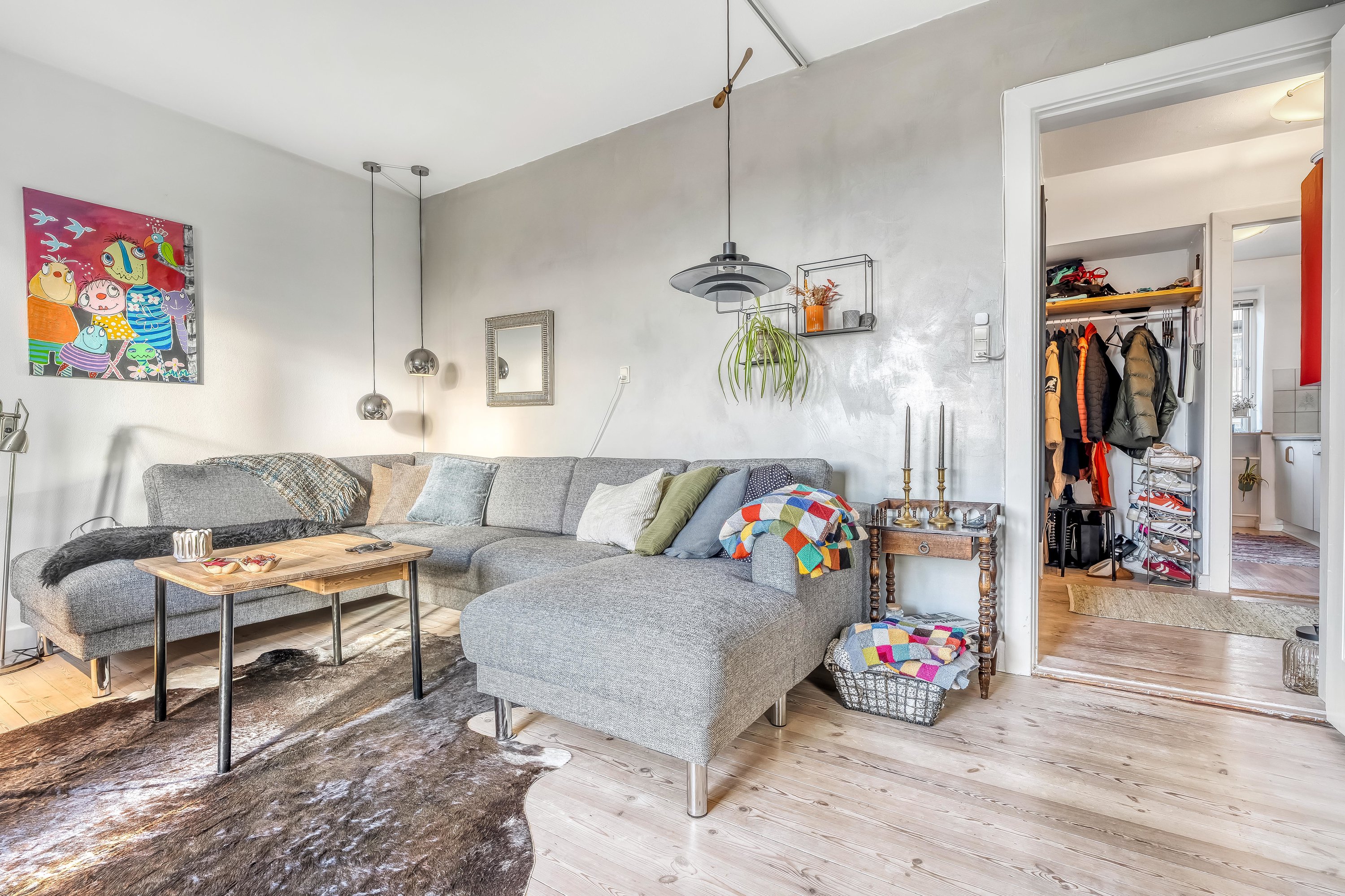 Fremhævet stue billede i fuldskærmstilstand. Billede af Hostrupsvej 23, 3. th., 3400 Hillerød