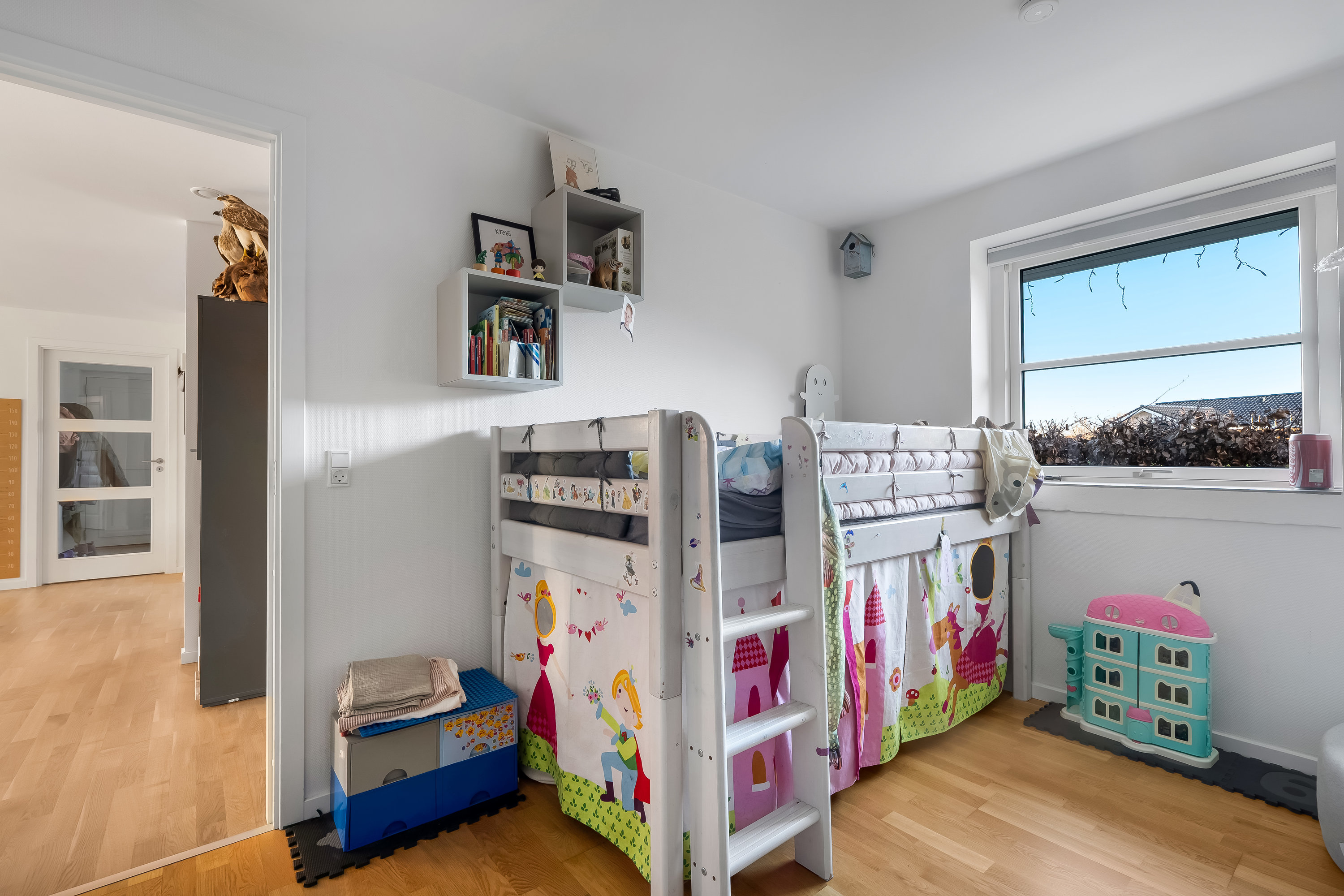 Fremhævet værelse billede i fuldskærmstilstand. Billede af Solbuen 19, 3400 Hillerød