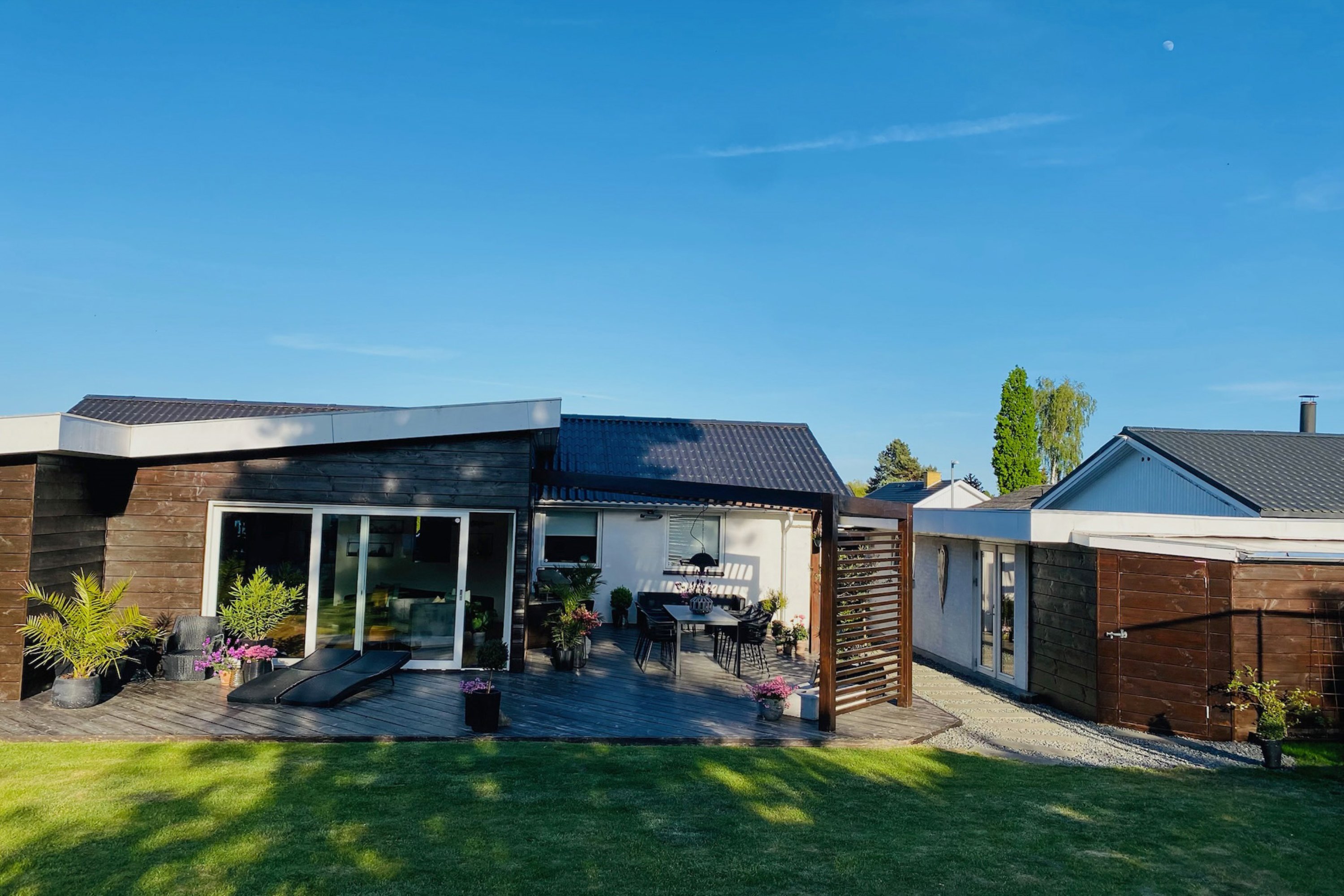 Fremhævet terrasse billede i fuldskærmstilstand. Billede af Damtoften 5, 2680 Solrød Strand