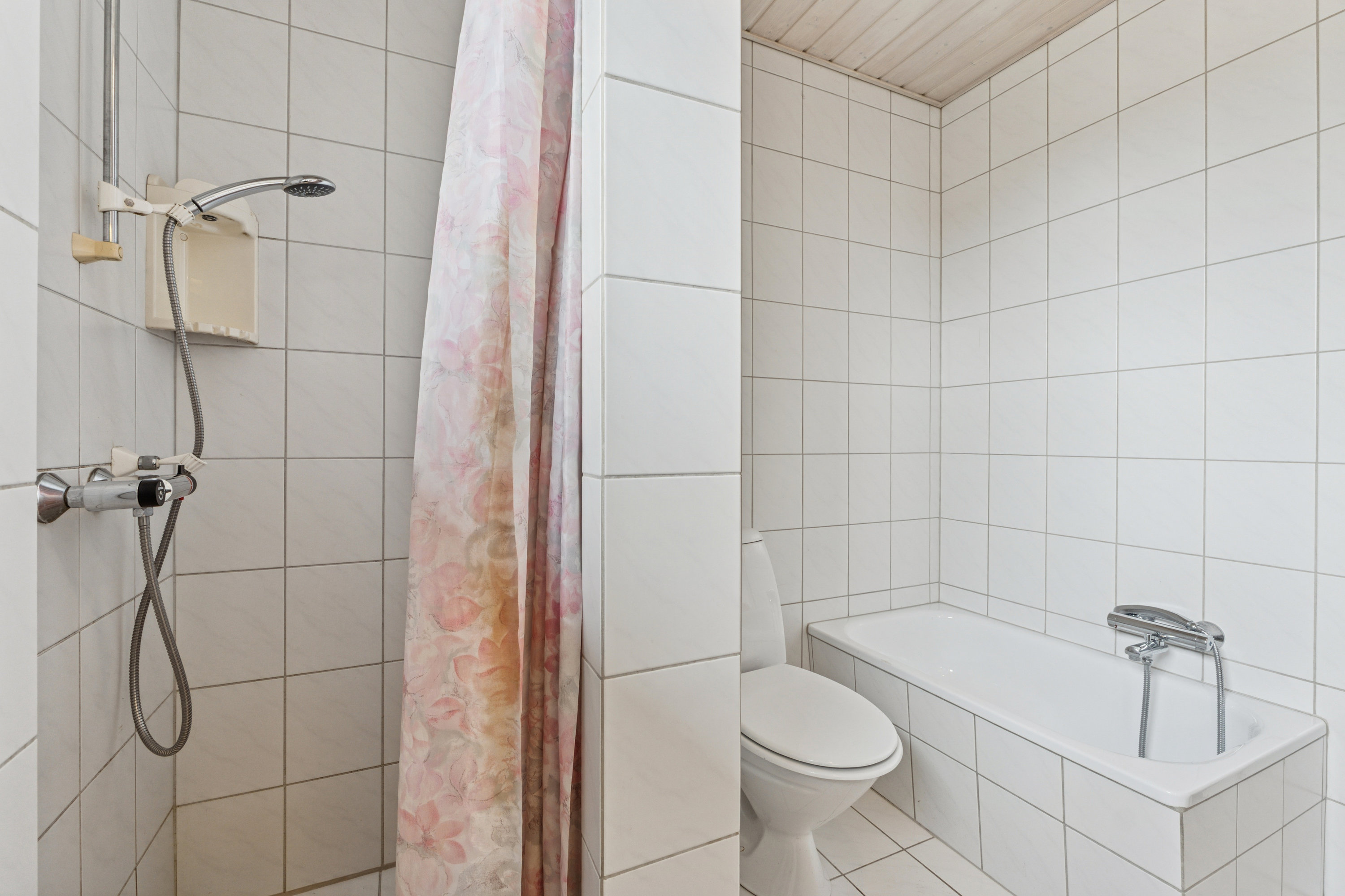 Fremhævet  billede i fuldskærmstilstand. Billede af Drosselvej 14, Rindum, 6950 Ringkøbing