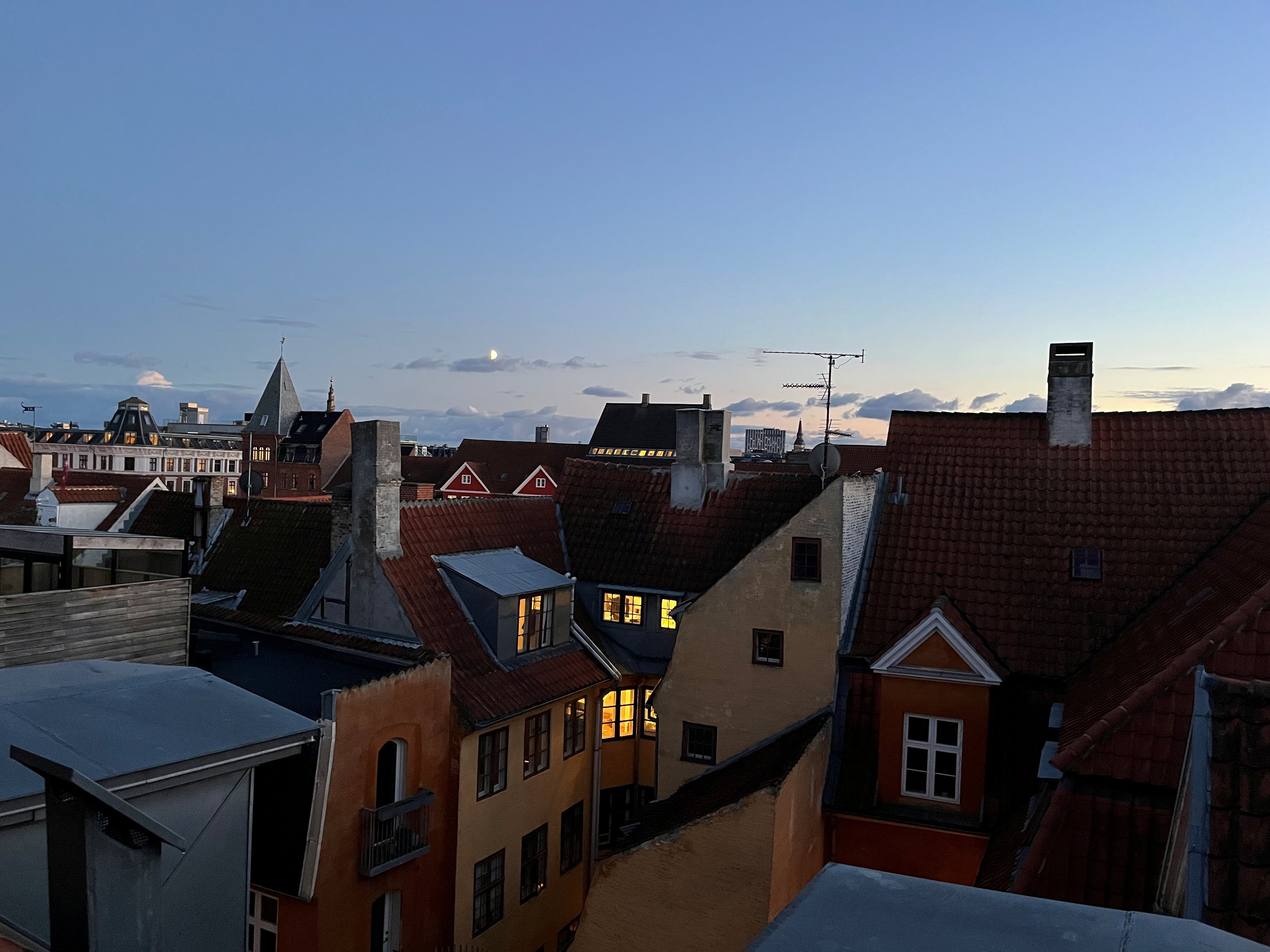 Fremhævet  billede i fuldskærmstilstand. Billede af Nyhavn 31C, 4., 1051 København K