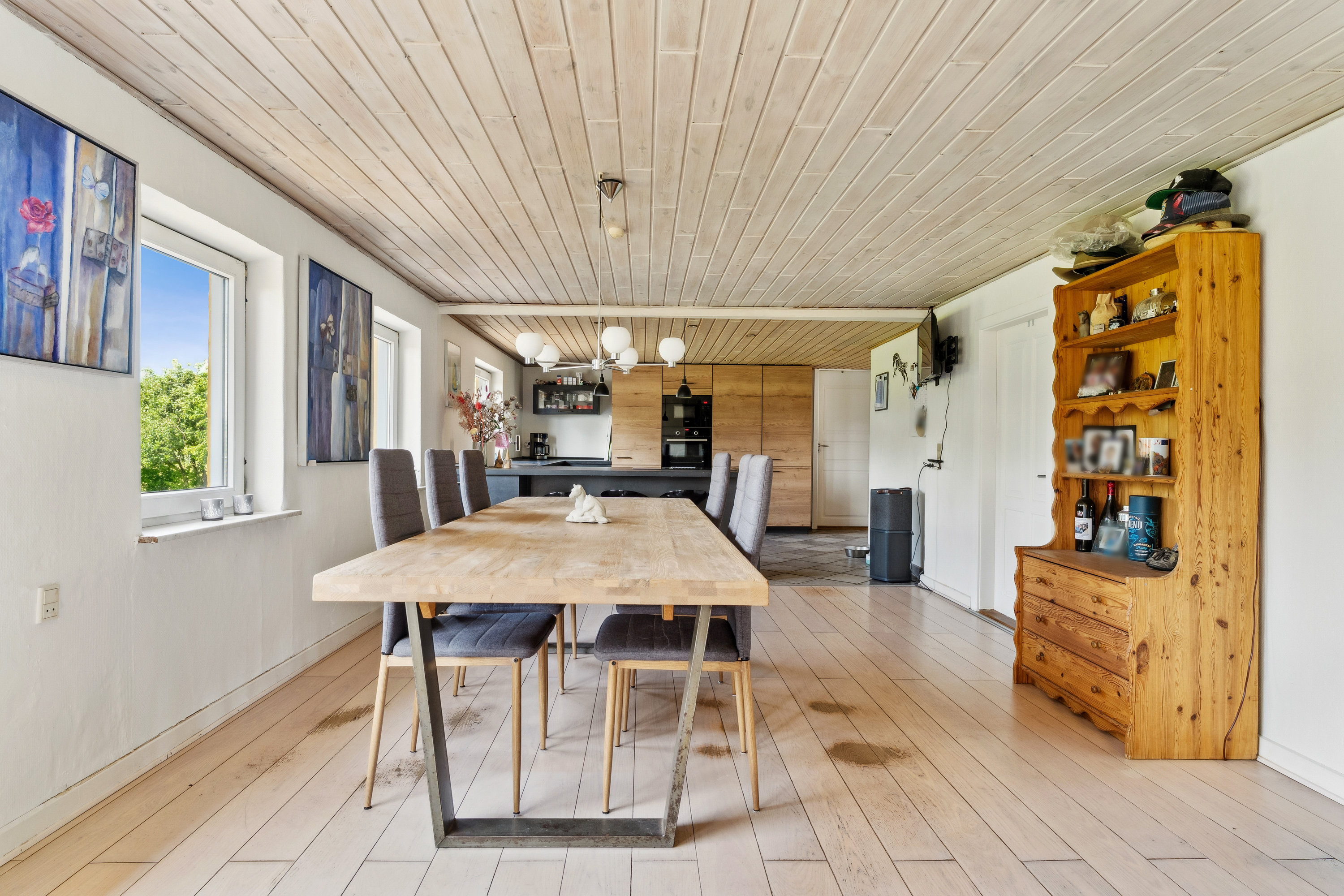 Fremhævet stue billede i fuldskærmstilstand. Billede af Bavnehøjvej 19, Vorning, 8830 Tjele