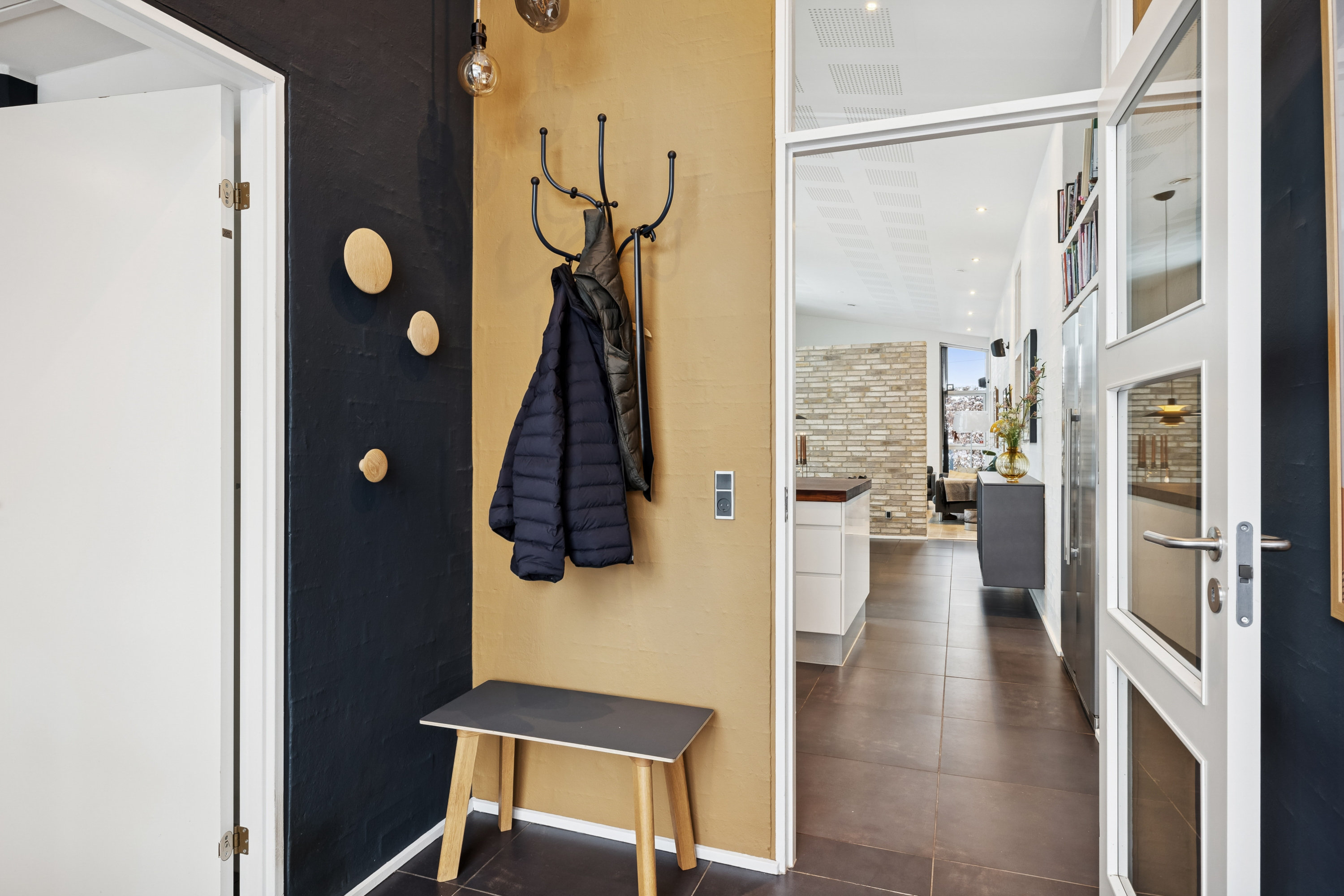 Fremhævet gang billede i fuldskærmstilstand. Billede af Hesteengen 32, 8800 Viborg