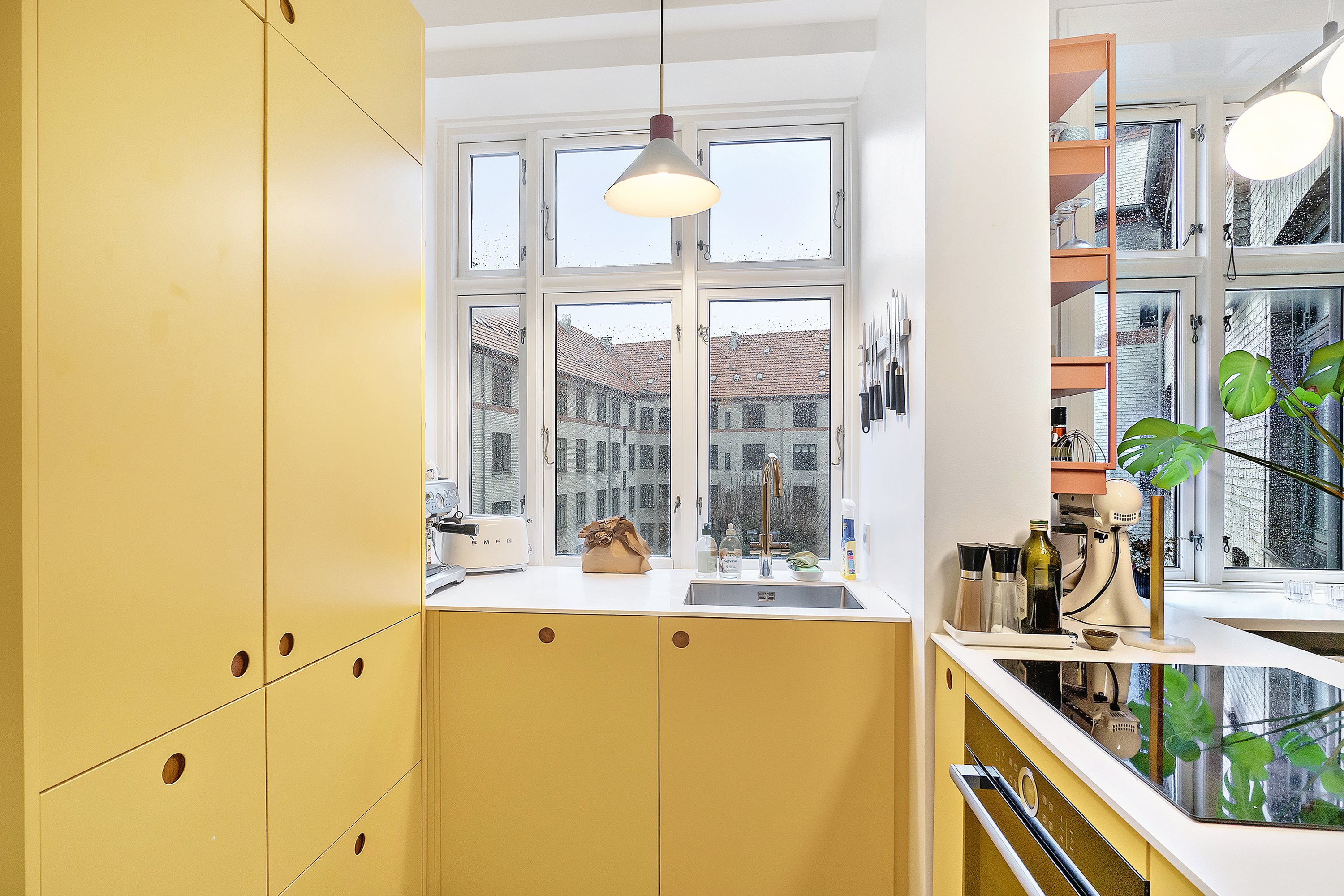 Fremhævet køkken billede i fuldskærmstilstand. Billede af Vordingborggade 74, 3. th., 2100 København Ø