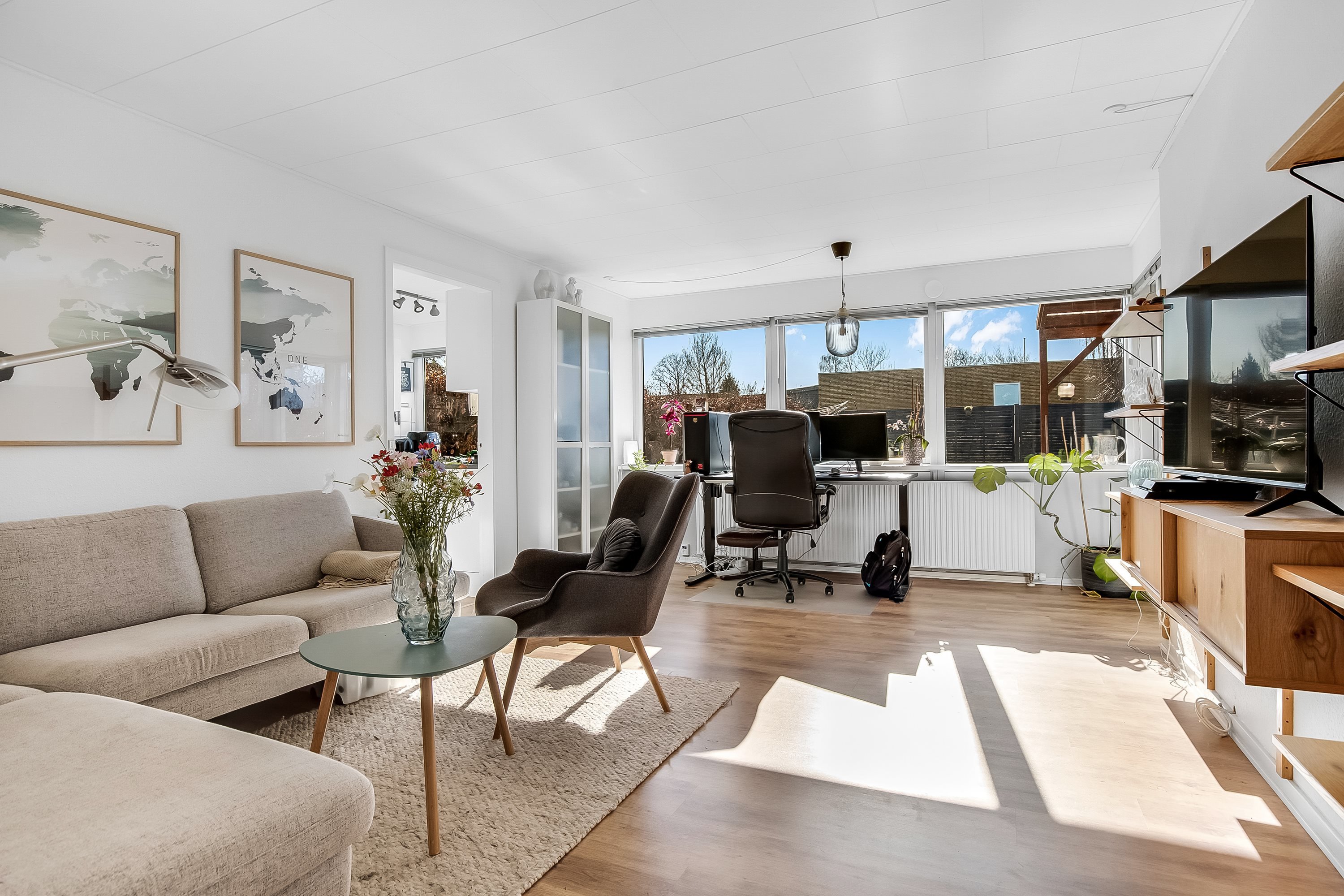 Fremhævet stue billede i fuldskærmstilstand. Billede af Kringsvej 77, Bramdrupdam, 6000 Kolding