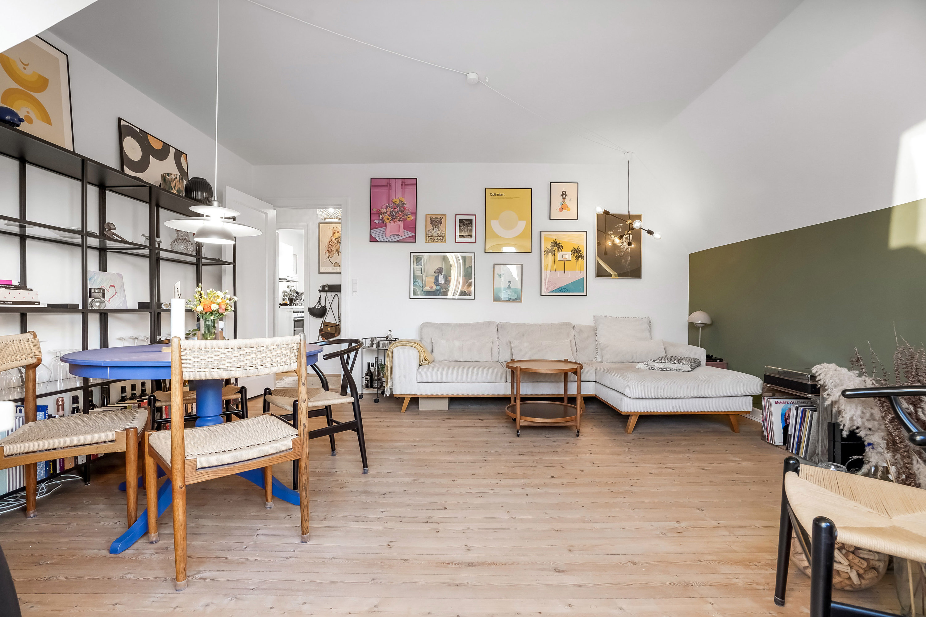 Fremhævet stue billede i fuldskærmstilstand. Billede af Drewsensvej 24, 3. th., 5000 Odense C