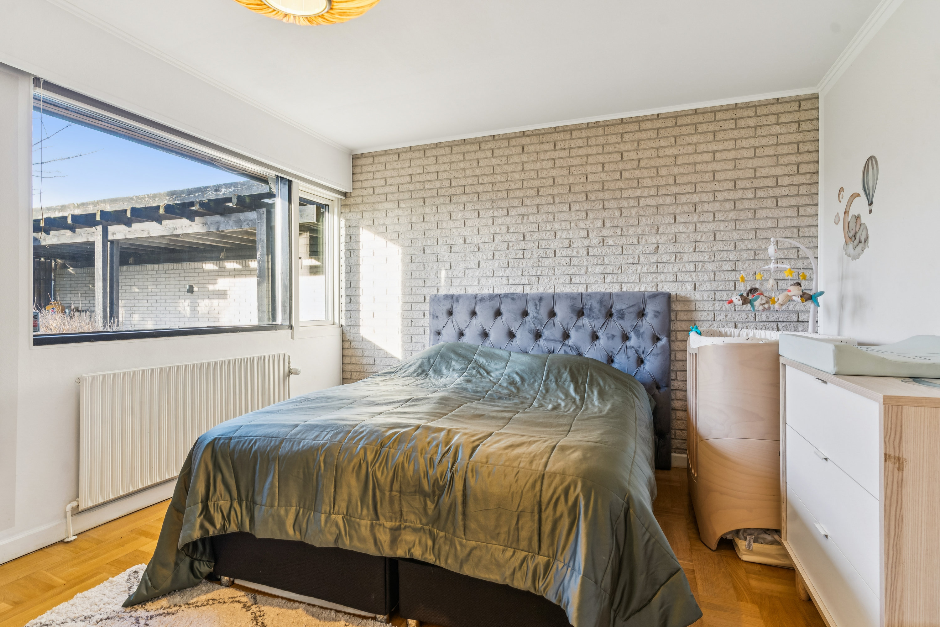 Fremhævet værelse billede i fuldskærmstilstand. Billede af Kvædehaven 131, 2600 Glostrup