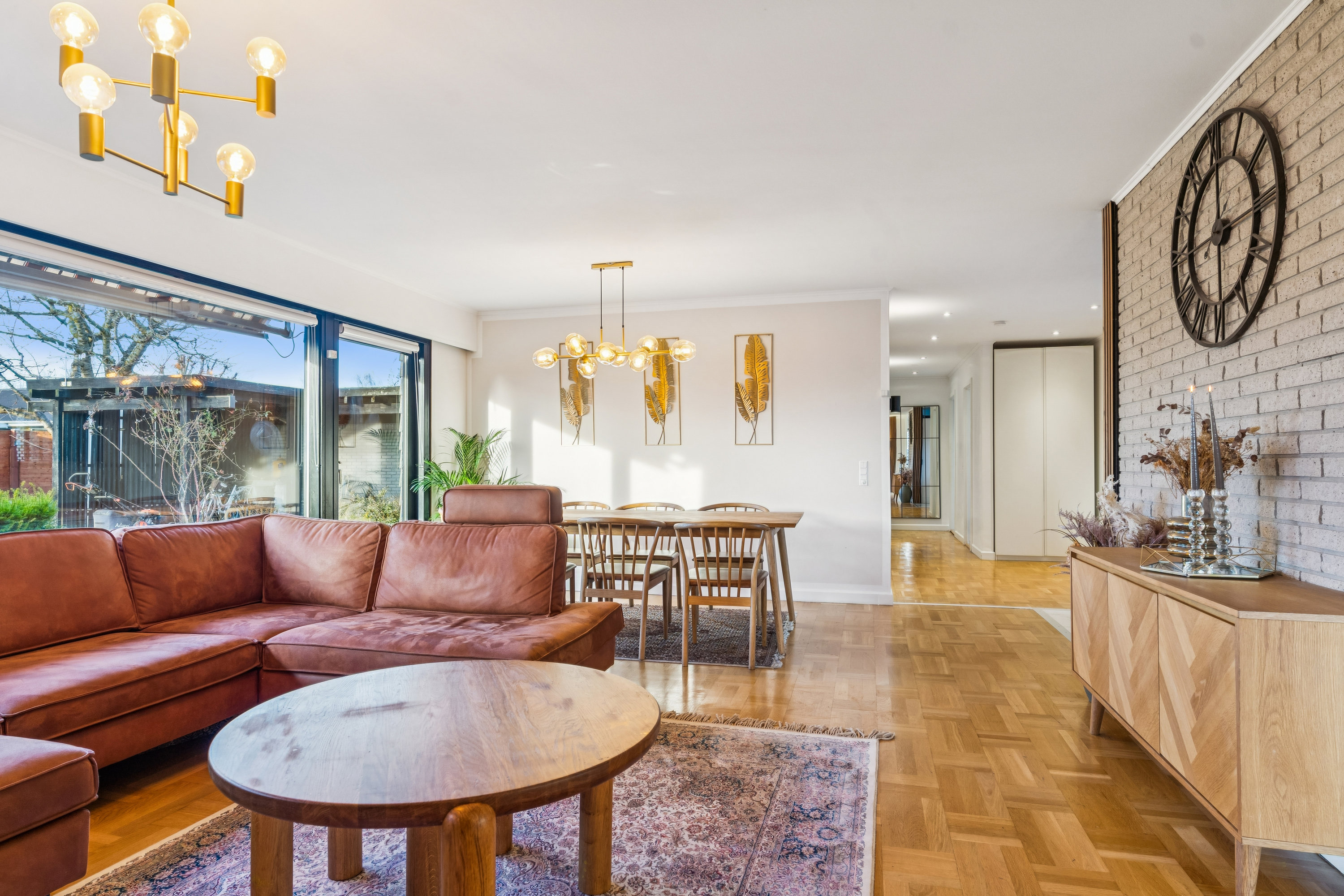 Fremhævet stue billede i fuldskærmstilstand. Billede af Kvædehaven 131, 2600 Glostrup