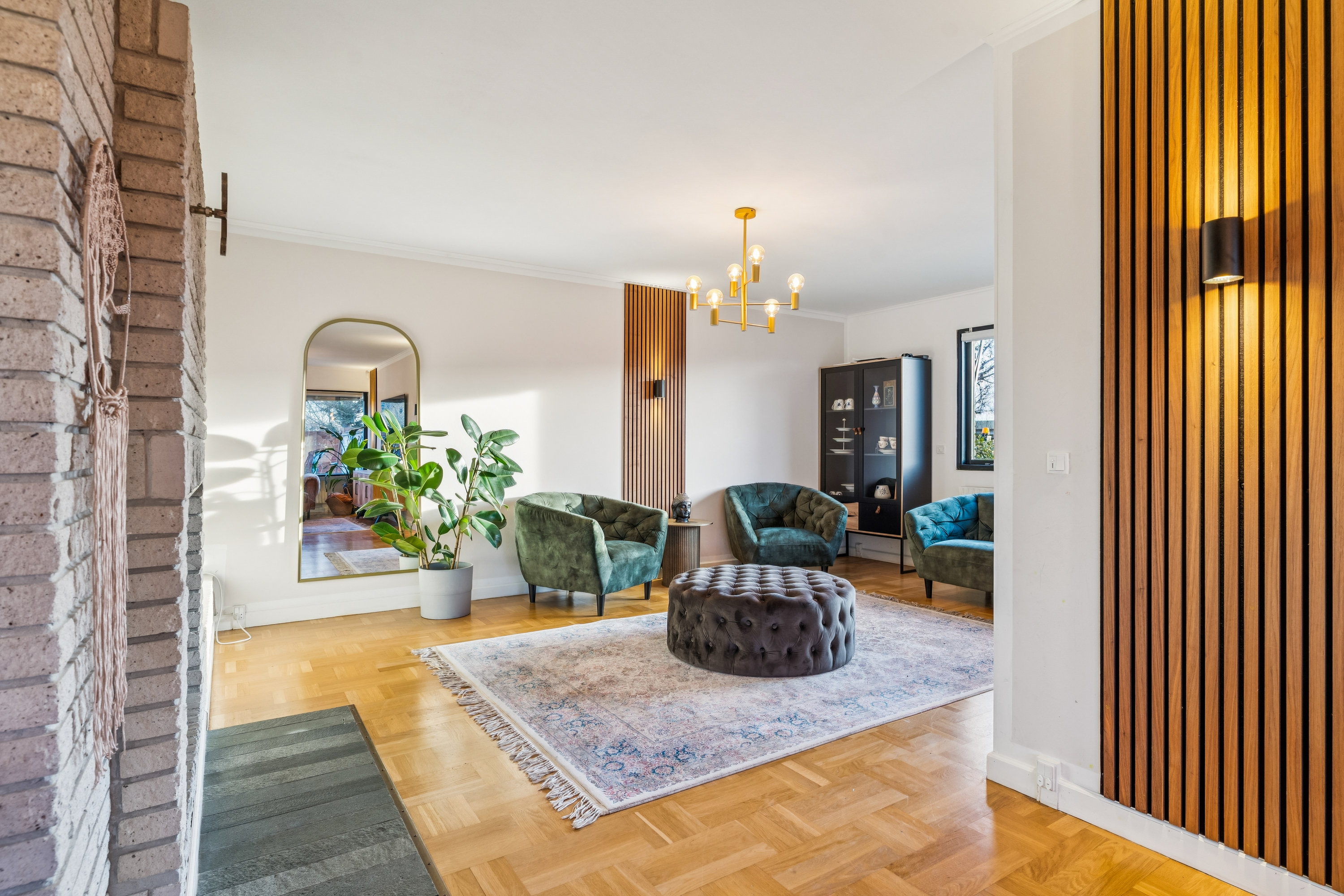 Fremhævet stue billede i fuldskærmstilstand. Billede af Kvædehaven 131, 2600 Glostrup