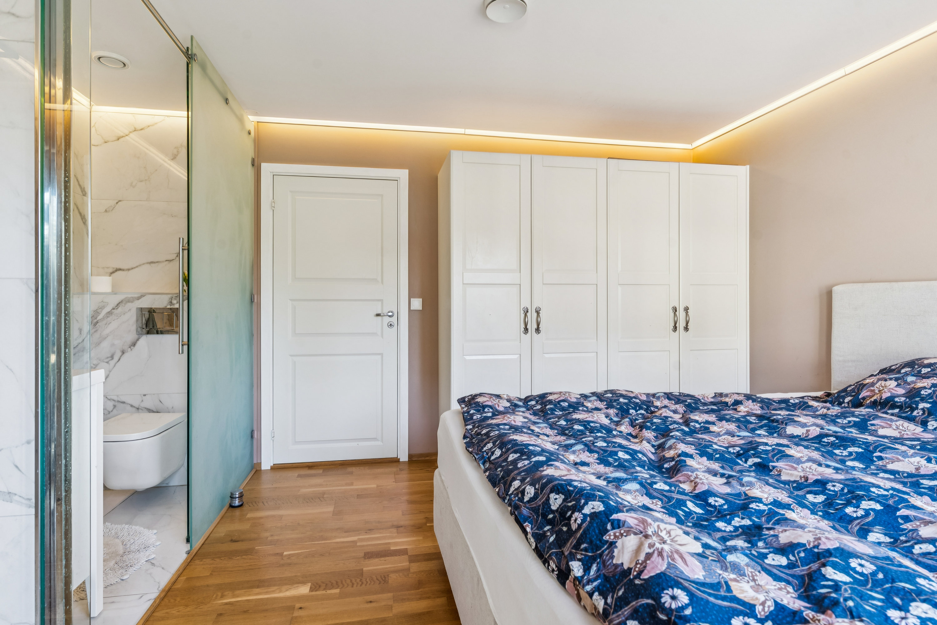 Fremhævet værelse billede i fuldskærmstilstand. Billede af Bjergbyvej 11, 2730 Herlev