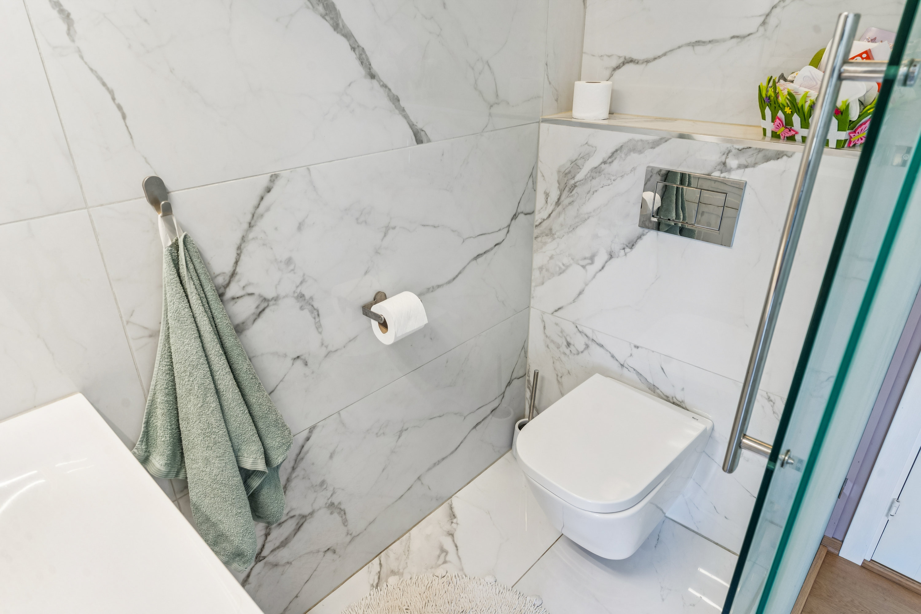 Fremhævet badeværelse billede i fuldskærmstilstand. Billede af Bjergbyvej 11, 2730 Herlev