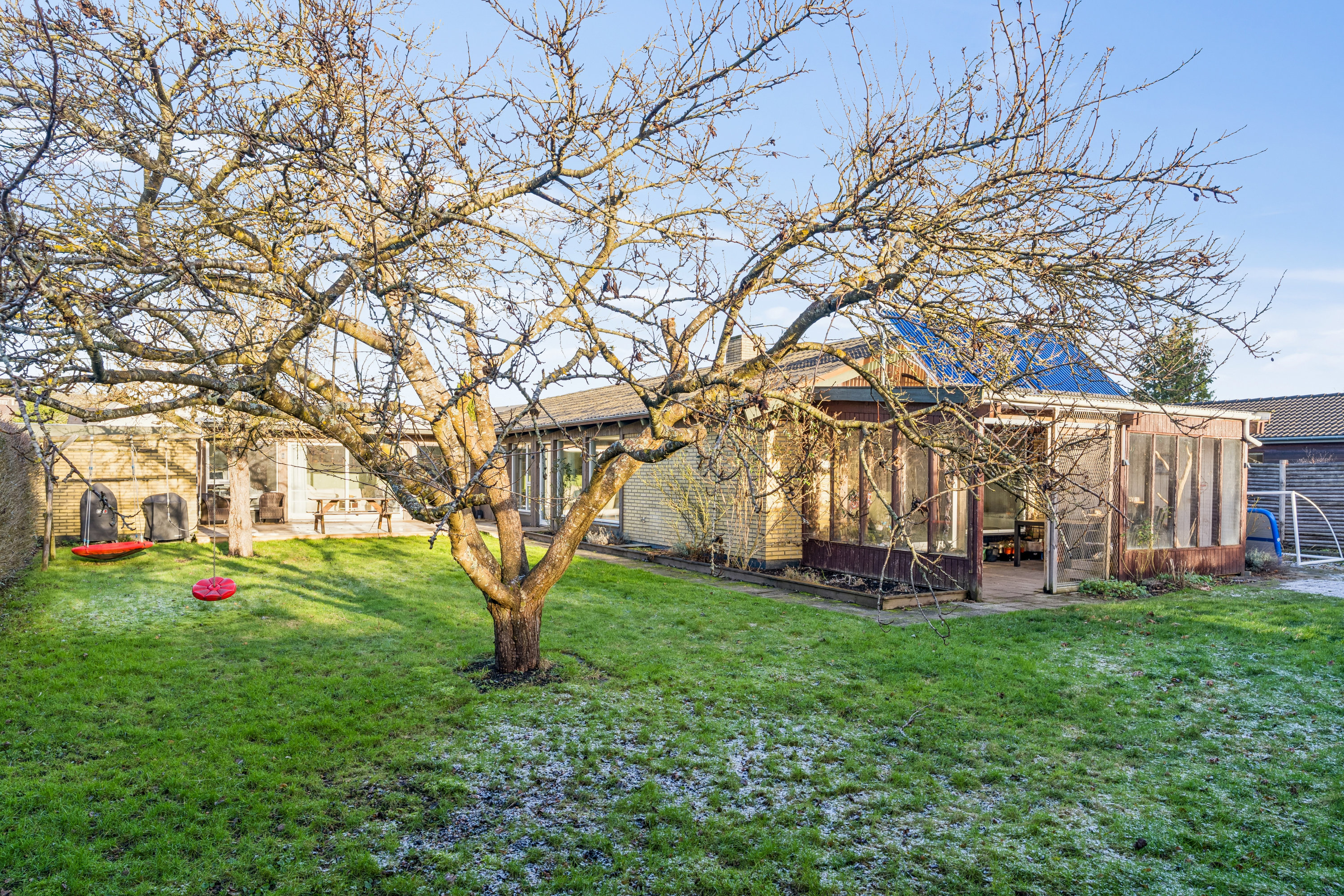 Fremhævet have billede i fuldskærmstilstand. Billede af Bjergbyvej 11, 2730 Herlev