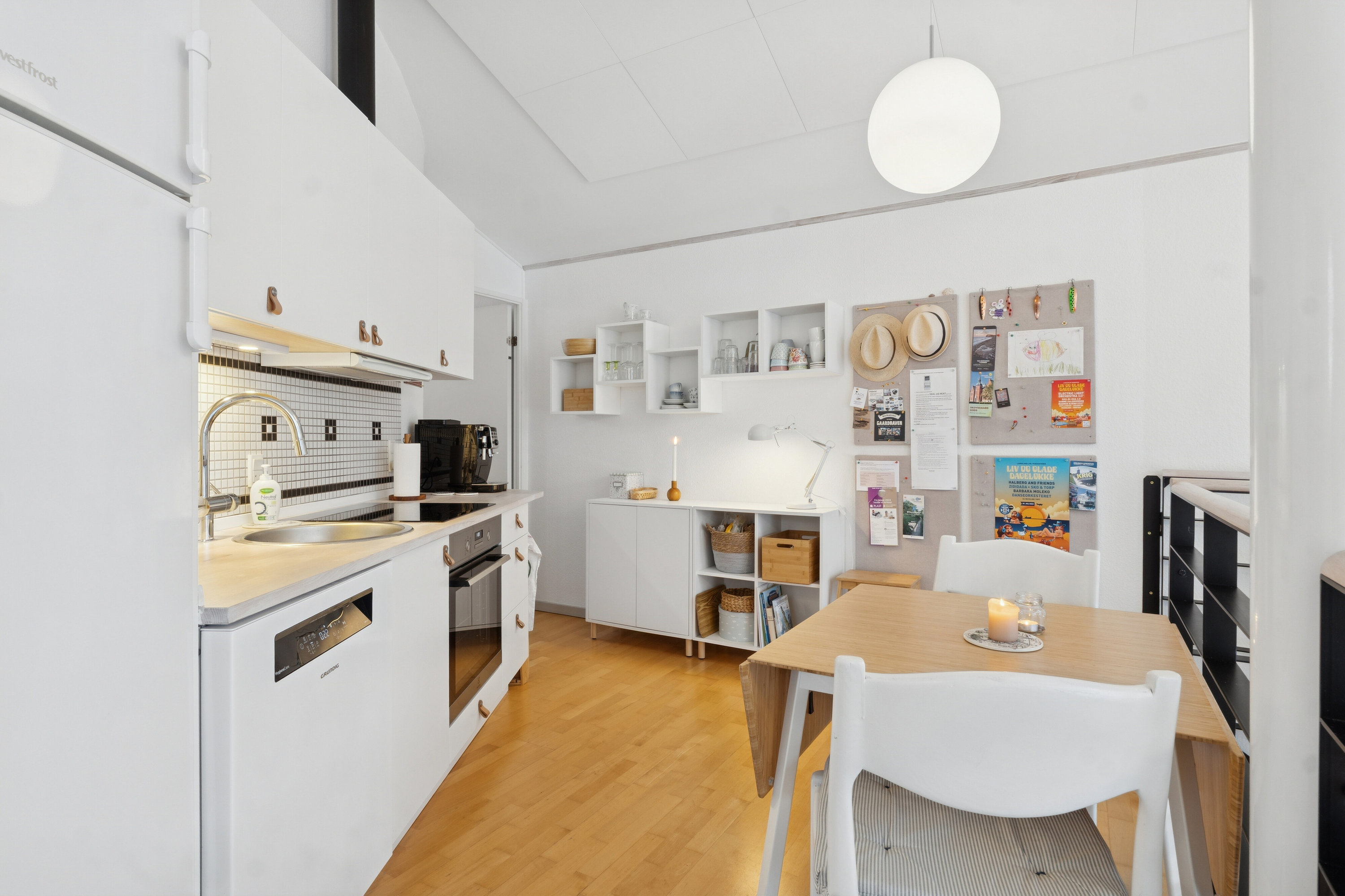 Fremhævet køkken billede i fuldskærmstilstand. Billede af Dageløkke Marina 5F, Dageløkke, 5953 Tranekær
